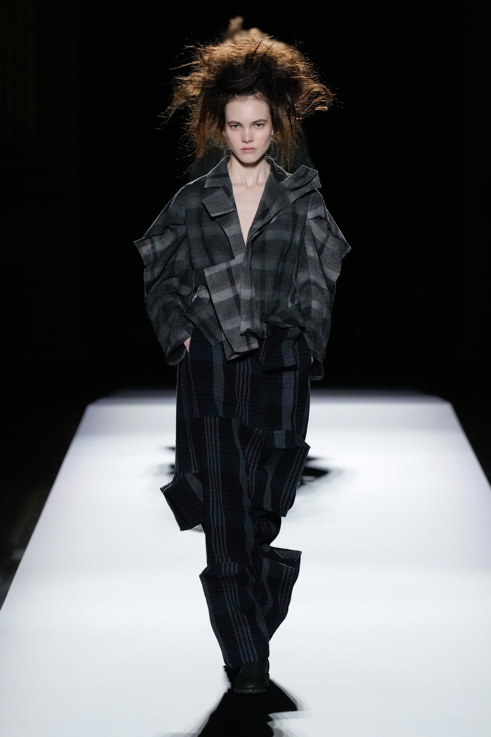 Yohji Yamamoto  Fall 2024 Fashion Show