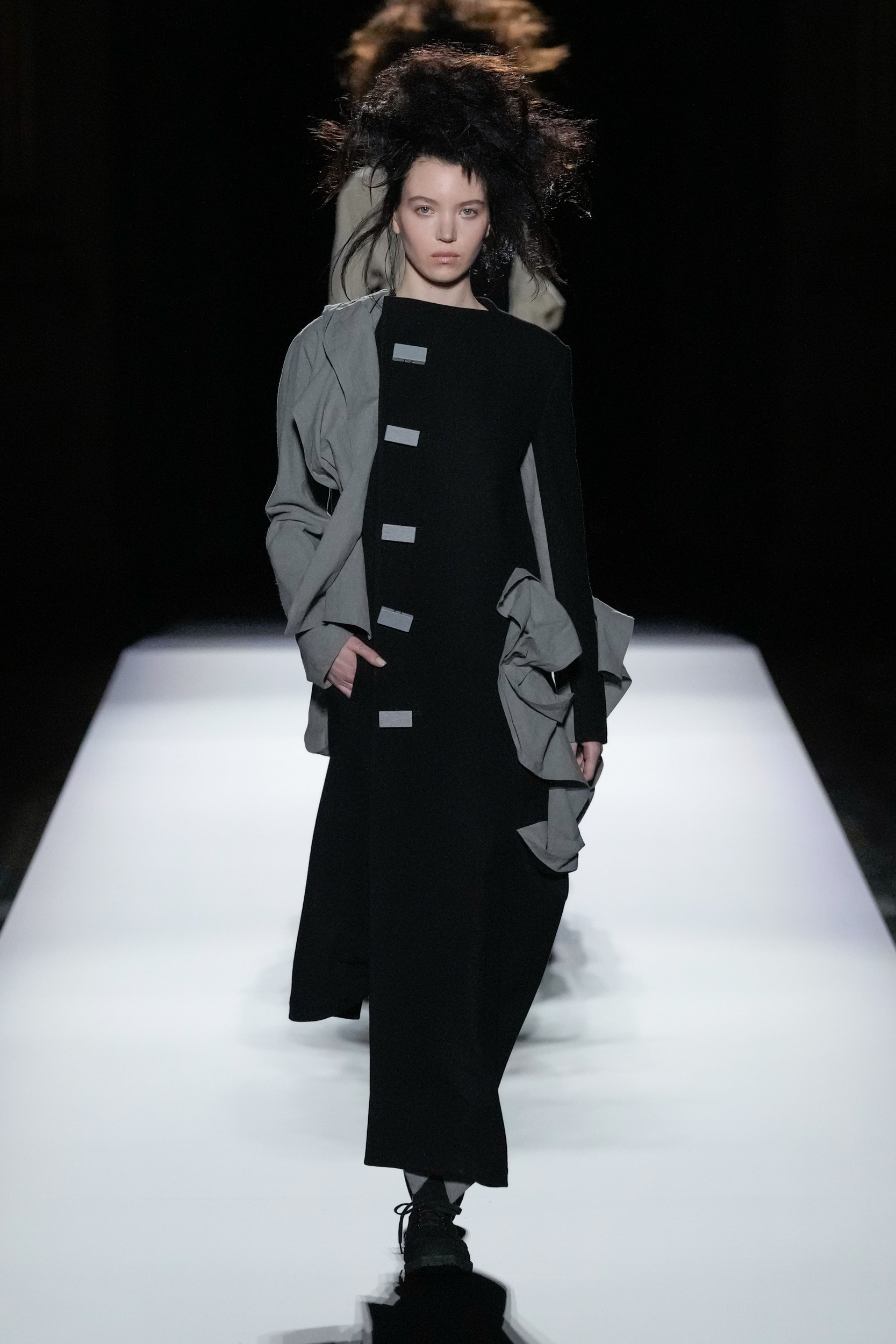 Yohji Yamamoto  Fall 2024 Fashion Show