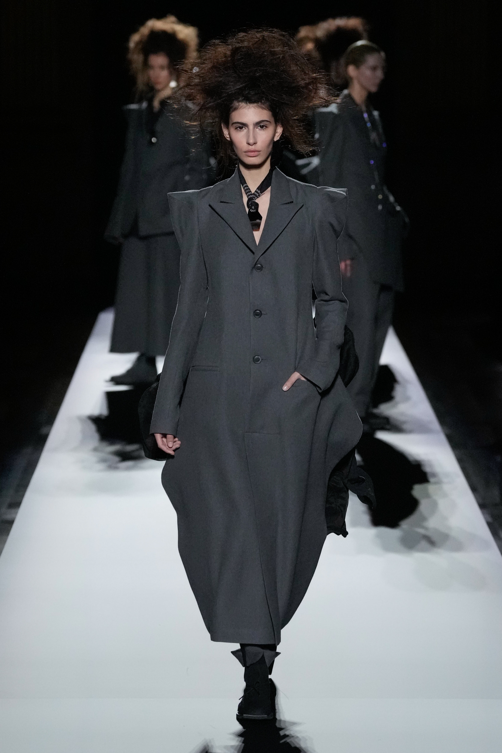 Yohji Yamamoto  Fall 2024 Fashion Show