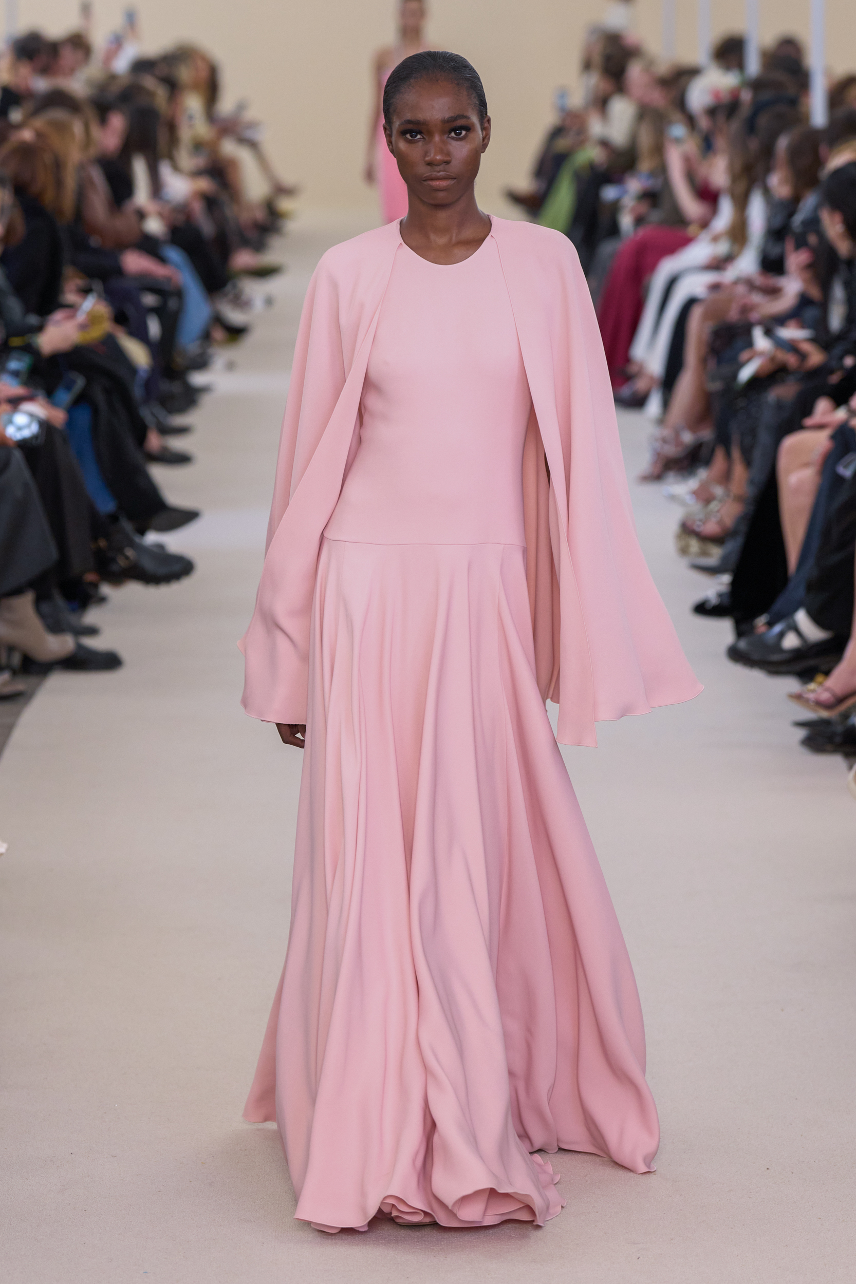 Giambattista Valli  Fall 2024 Fashion Show