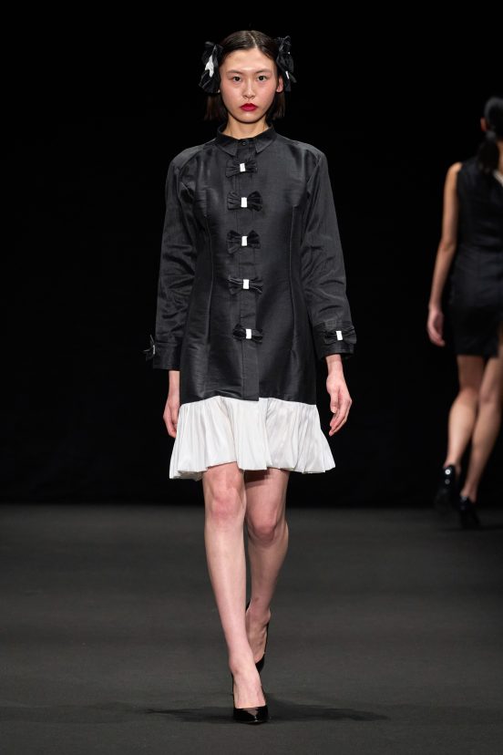 Ann Demeulemeester Fall 2024 Ready-to-Wear Runway, Fashion Show &  Collection Review [PHOTOS]