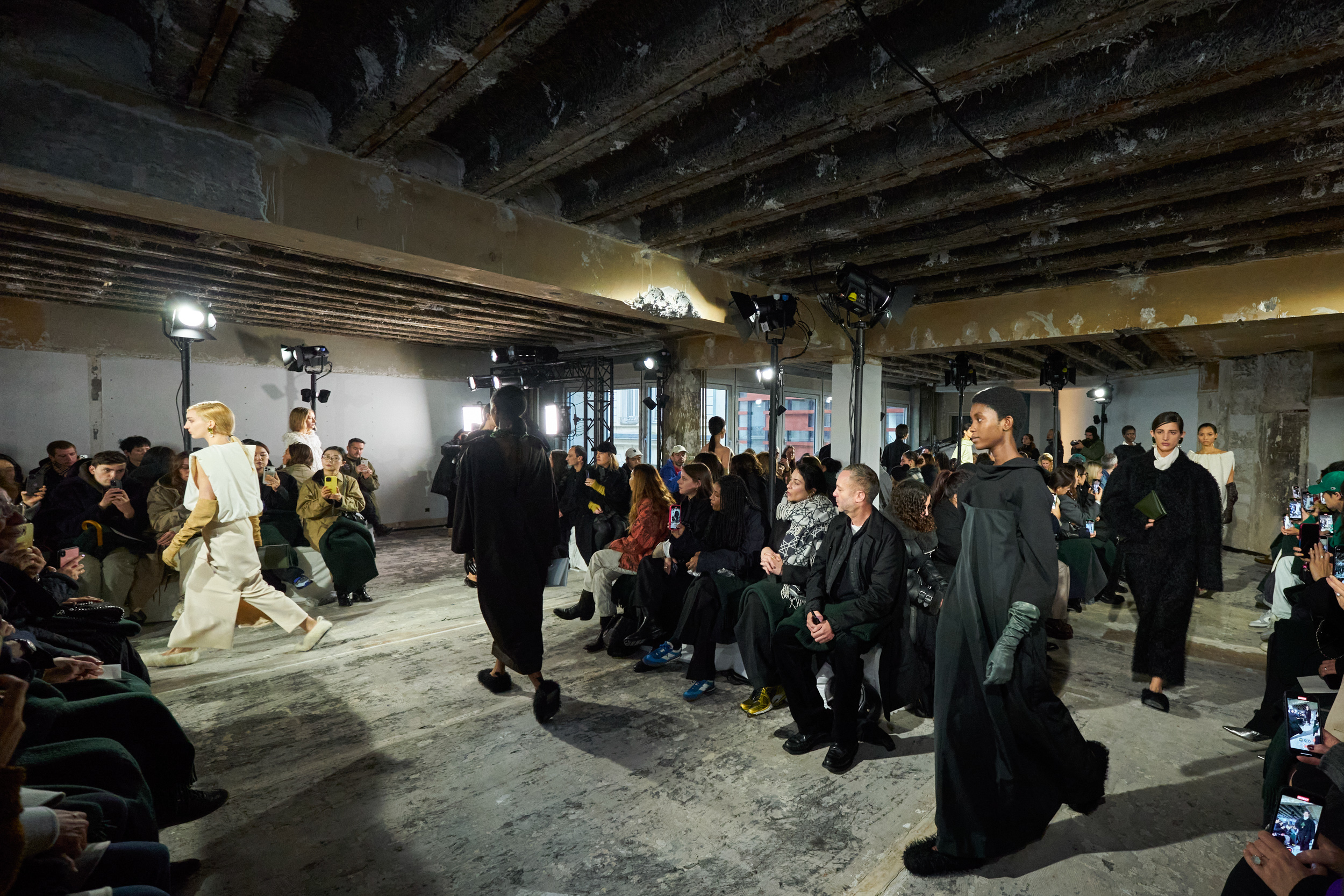 Carven  Fall 2024 Fashion Show Atmosphere