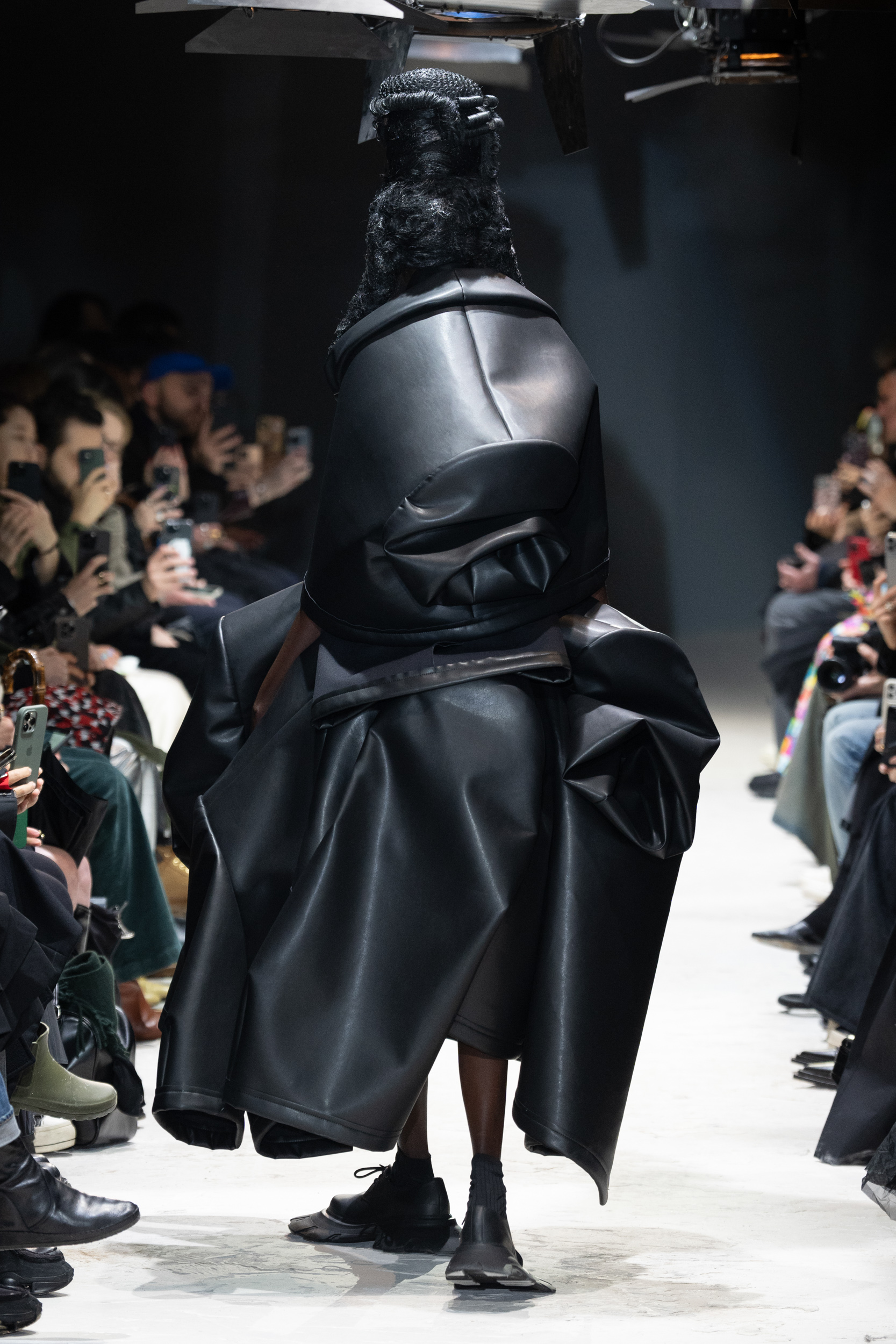 Comme Des GarÇons  Fall 2024 Fashion Show Details