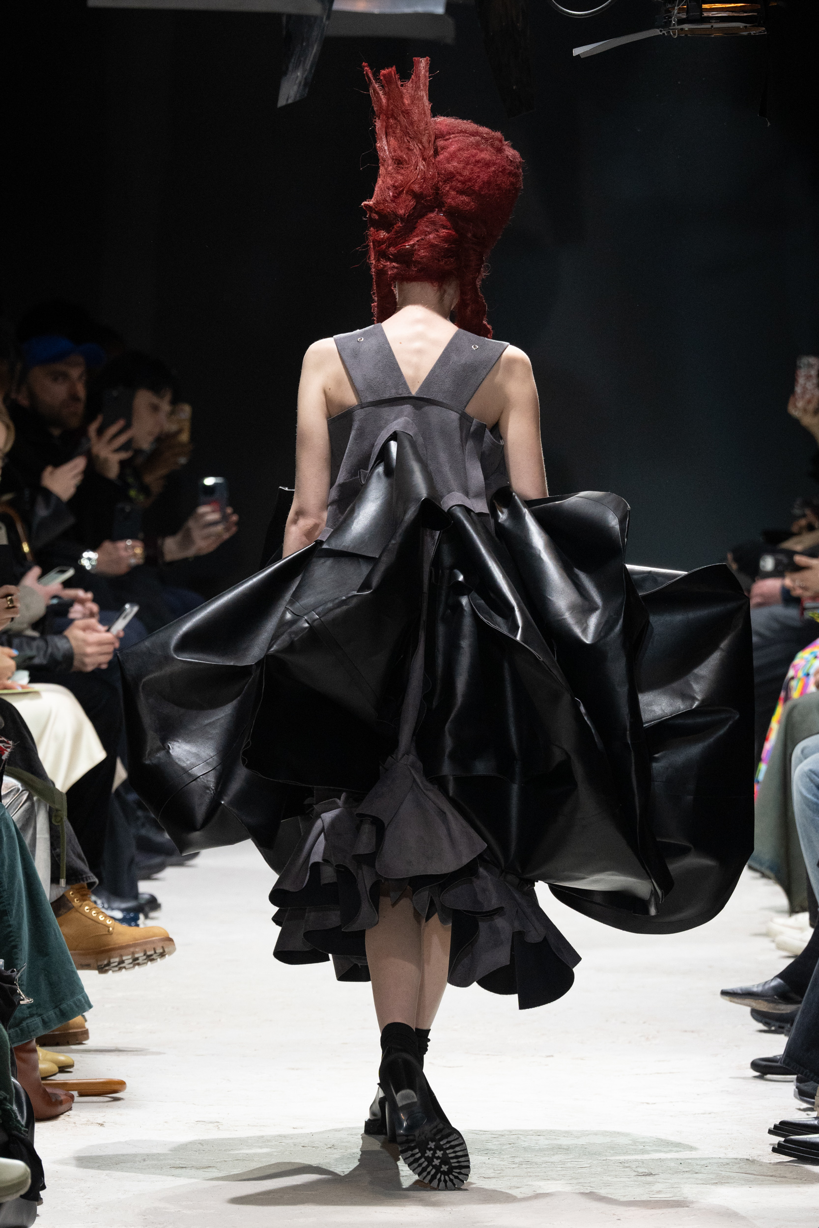 Comme Des GarÇons  Fall 2024 Fashion Show Details