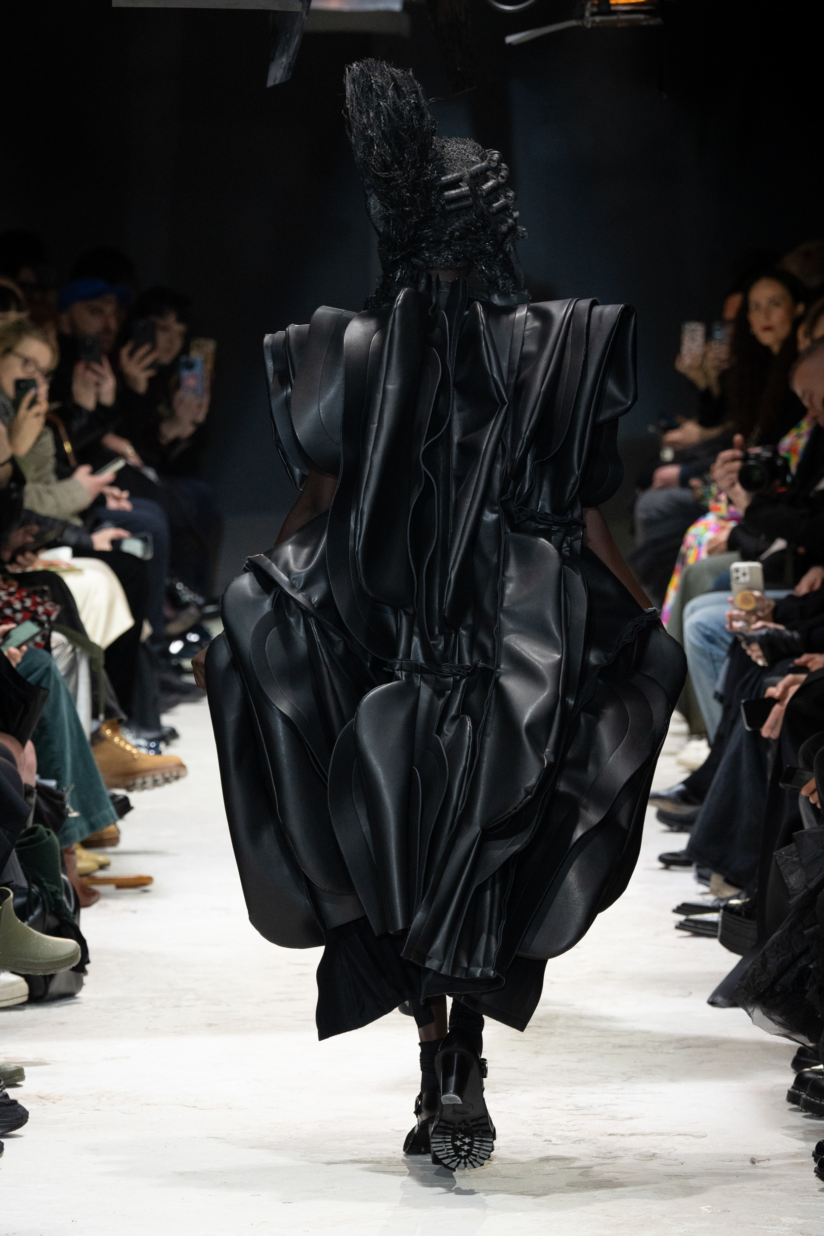 Comme Des GarÇons  Fall 2024 Fashion Show Details