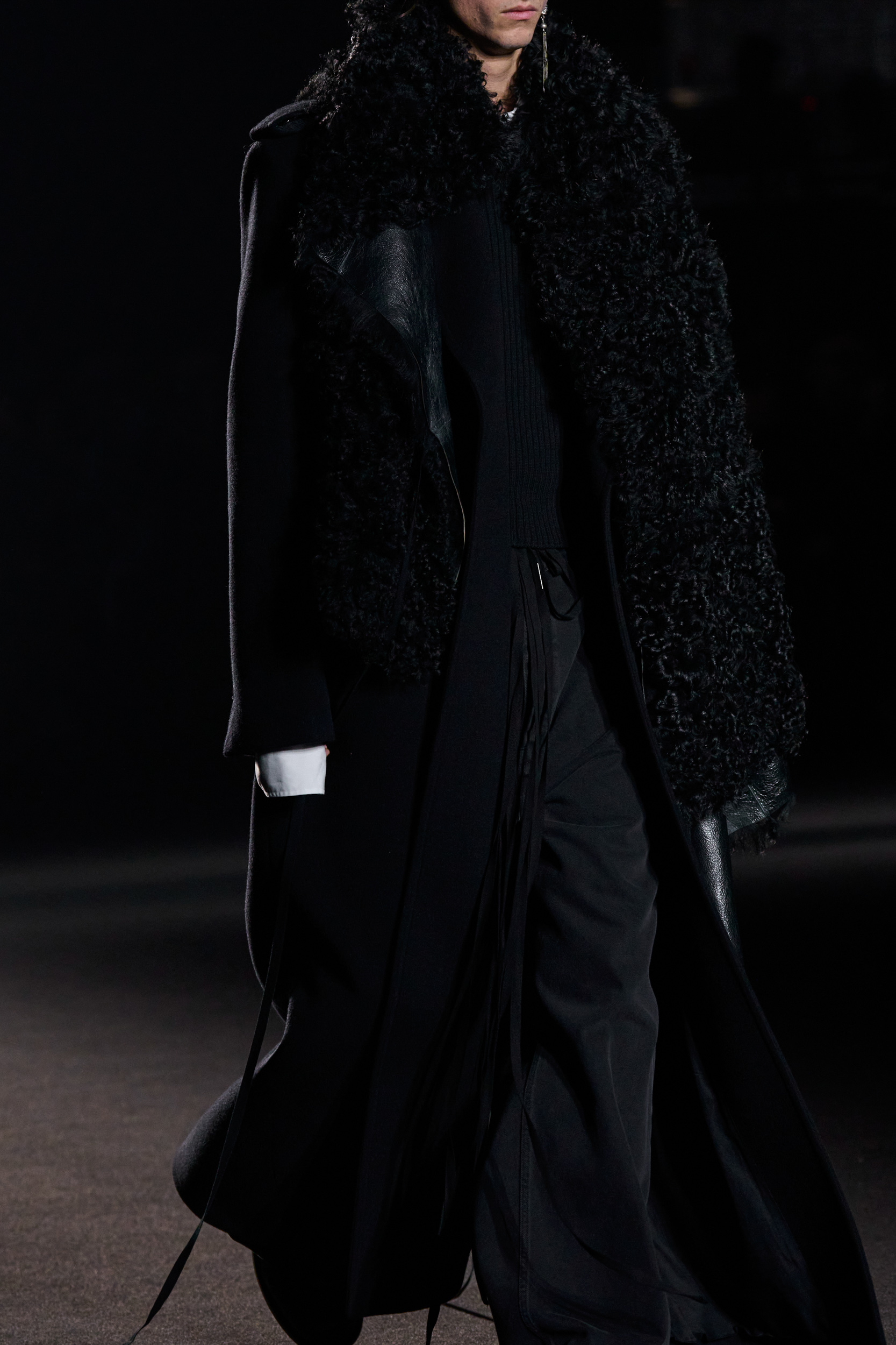 Ann Demeulemeester  Fall 2024 Fashion Show Details