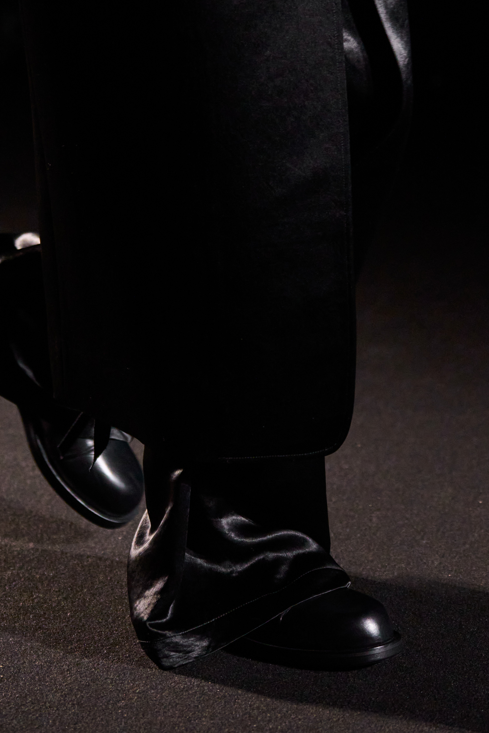 Ann Demeulemeester  Fall 2024 Fashion Show Details