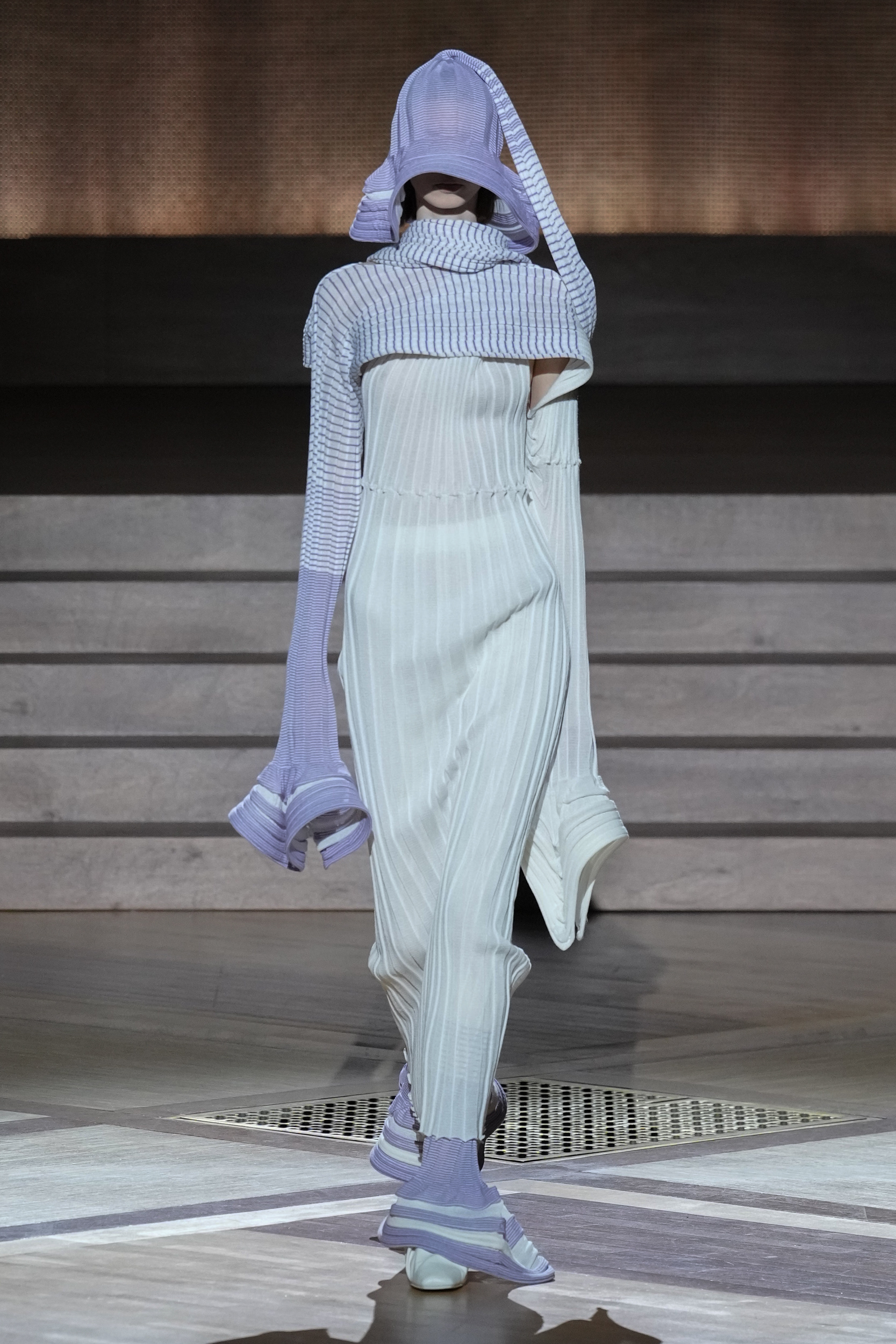 Issey Miyake  Fall 2024 Fashion Show