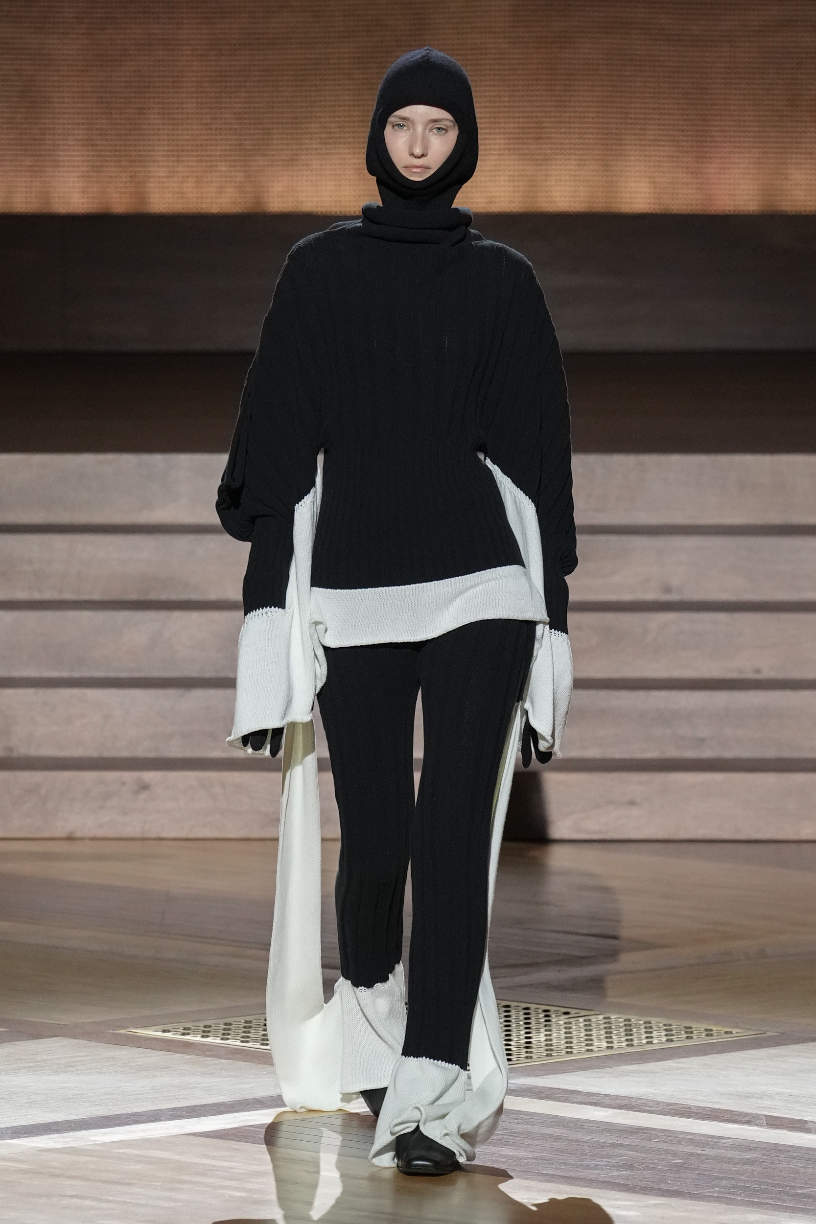 Issey Miyake  Fall 2024 Fashion Show