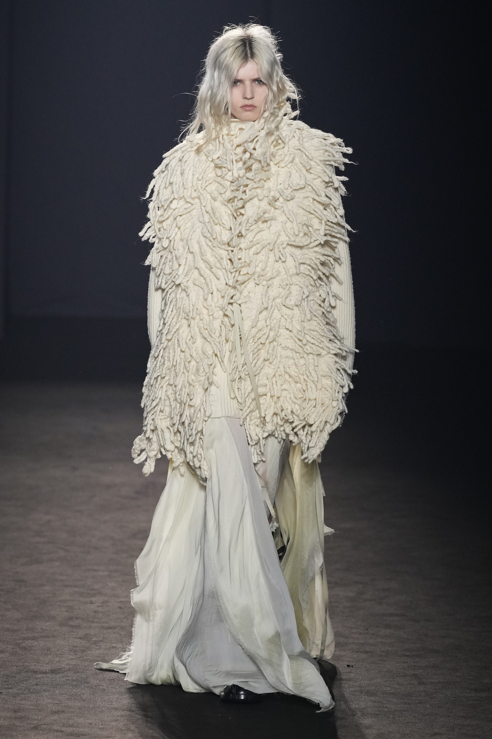 Ann Demeulemeester  Fall 2024 Fashion Show