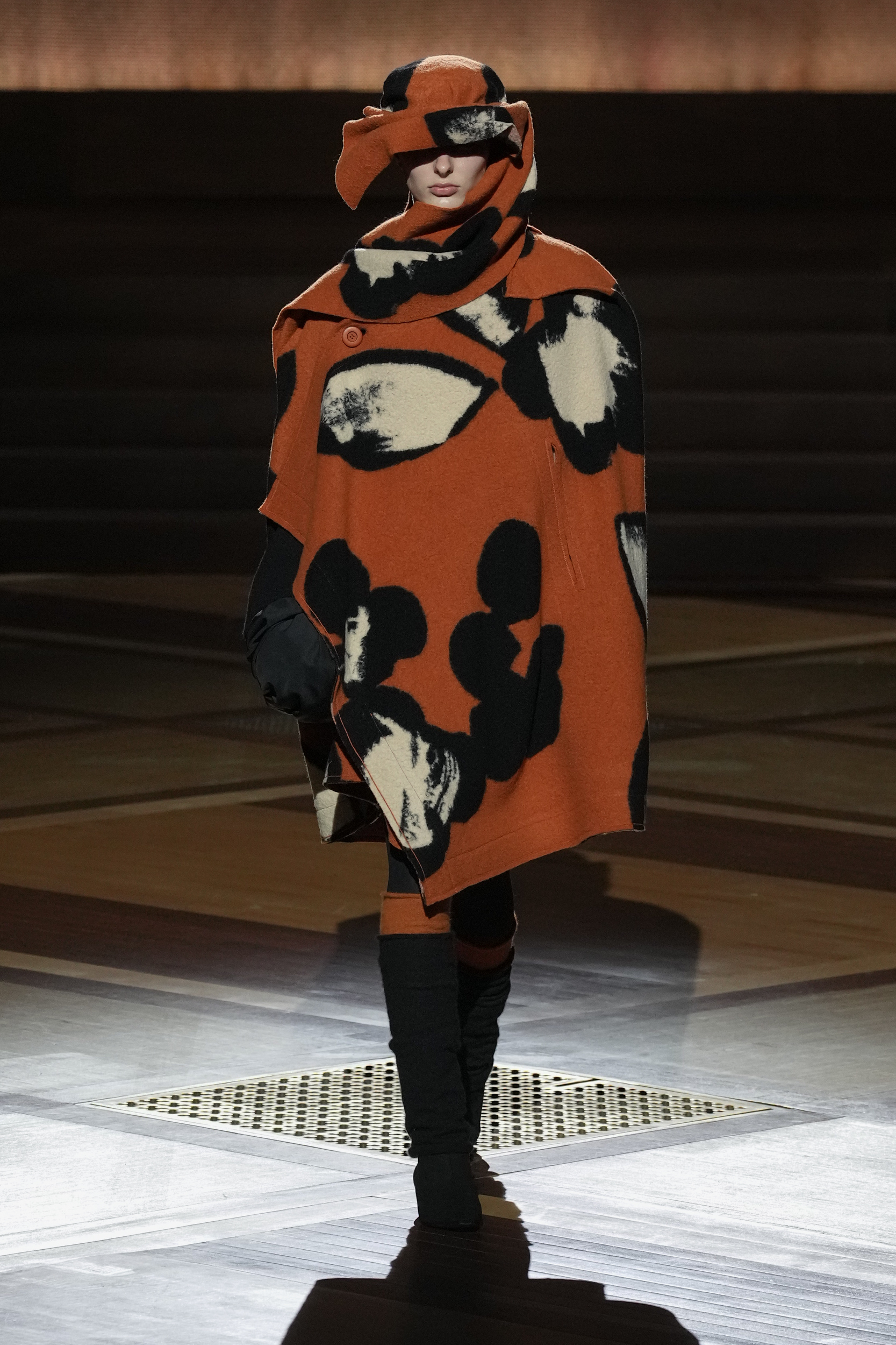 Issey Miyake  Fall 2024 Fashion Show