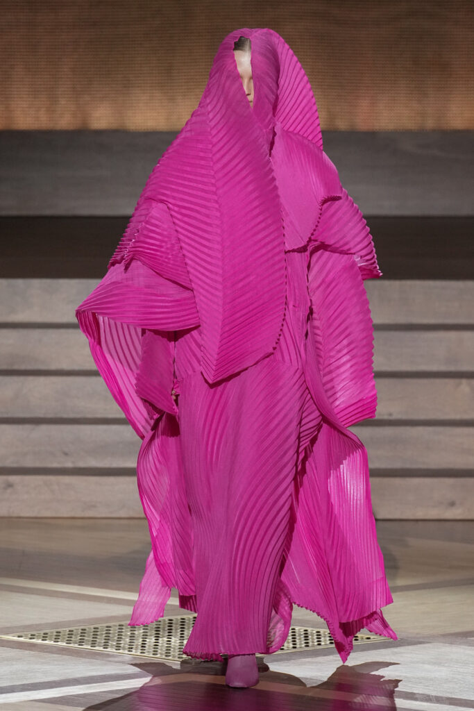 Issey Miyake Fall 2024 Fashion Show