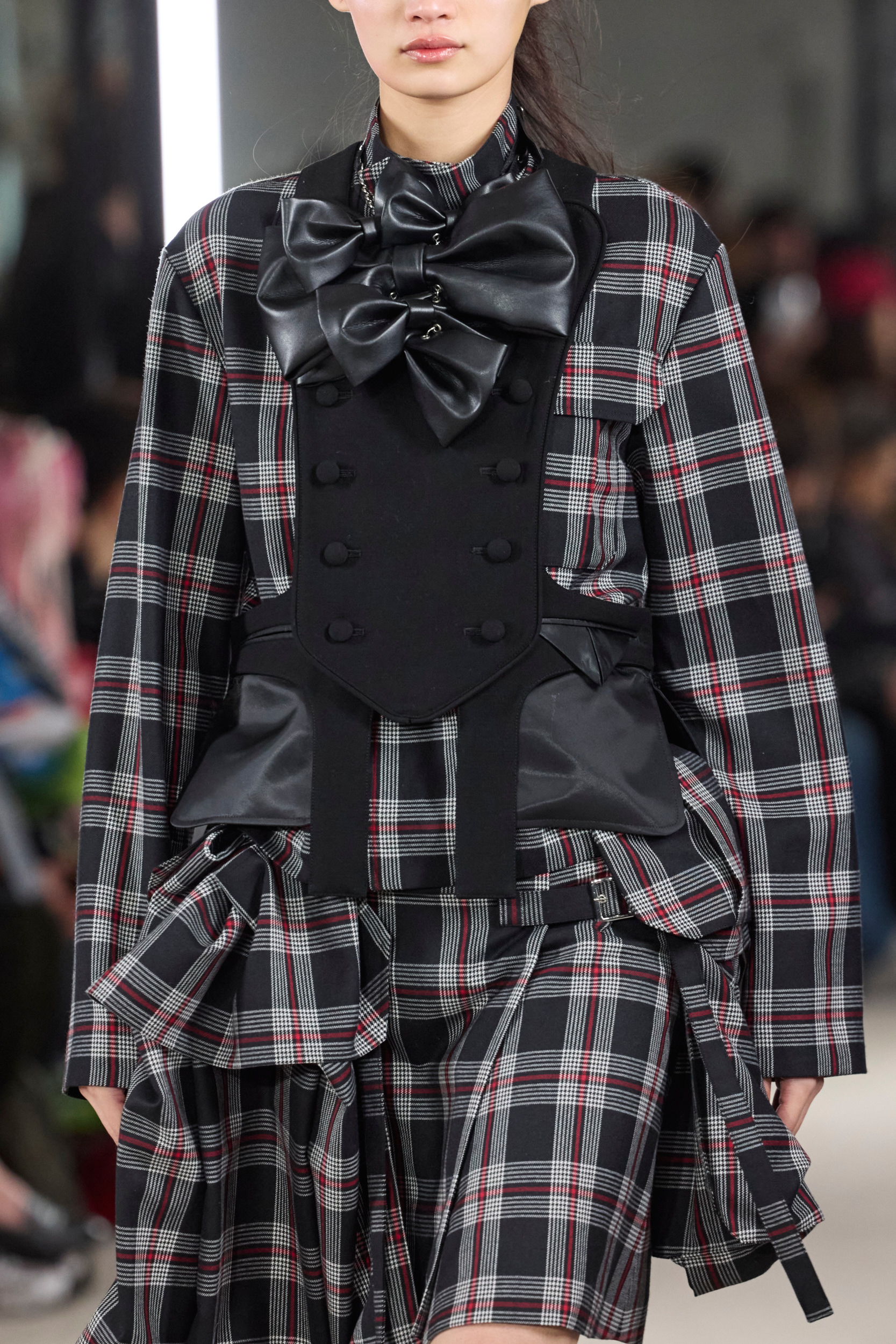 Noir Kei Ninomiya  Fall 2024 Fashion Show Details