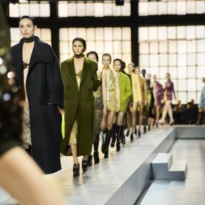 Kering Faces Headwinds: Gucci's Sales Downturn Marks Q1 Challenges