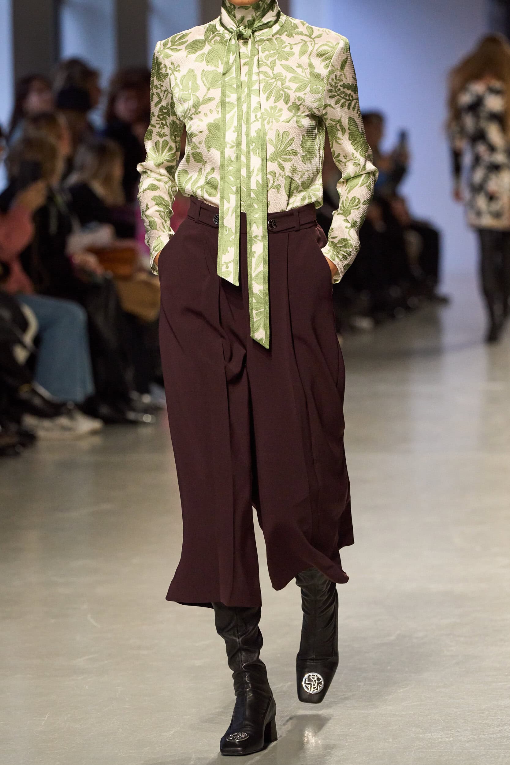Leonard Paris  Fall 2024 Fashion Show Details