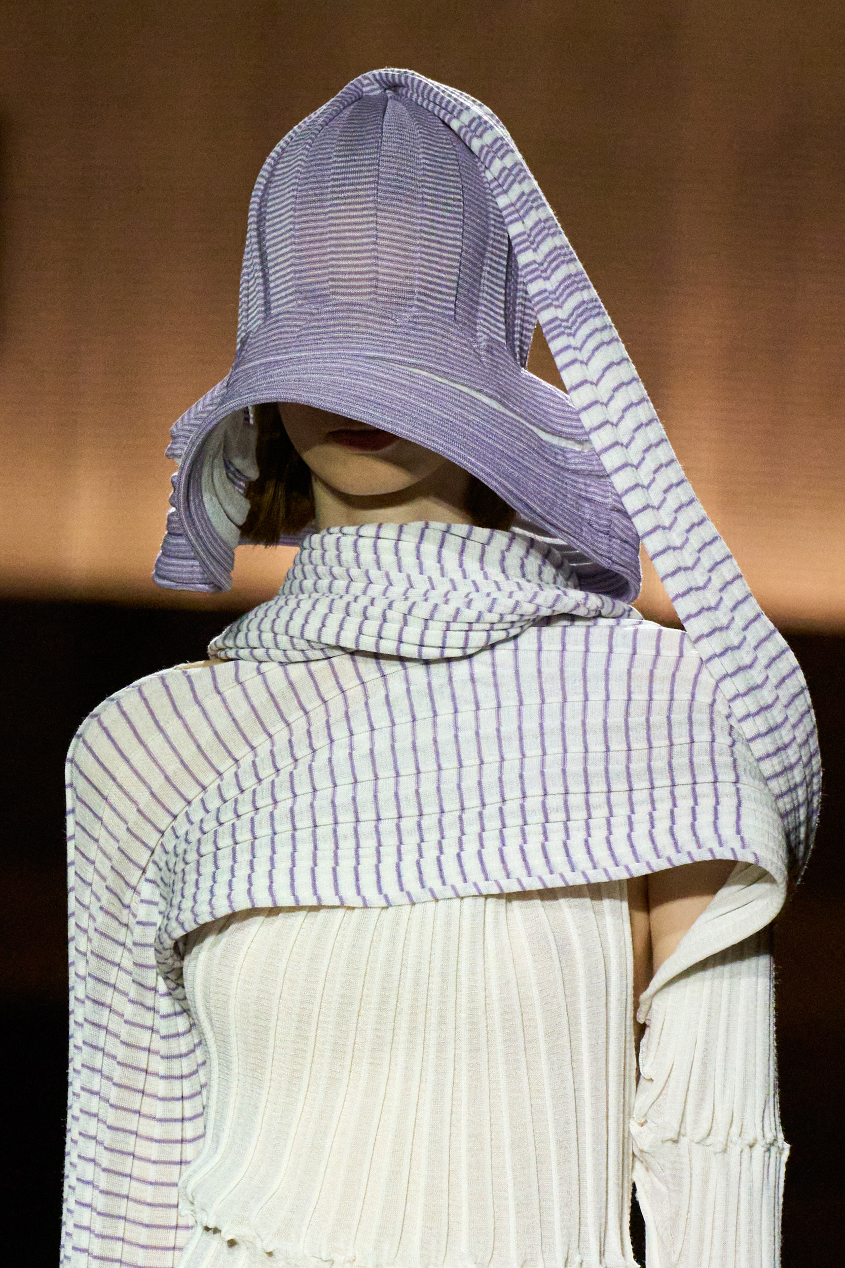 Issey Miyake Fall 2024 Fashion Show Details | The Impression