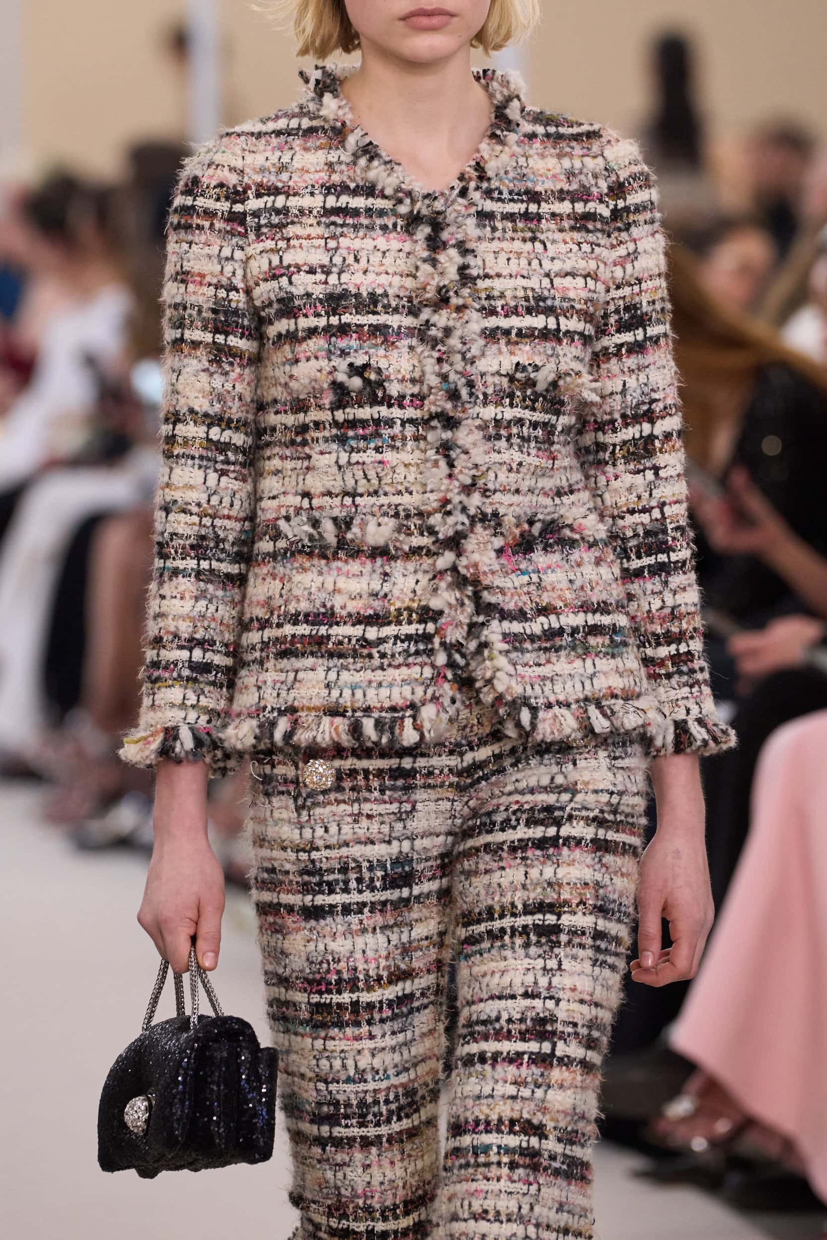 Giambattista Valli  Fall 2024 Fashion Show Details