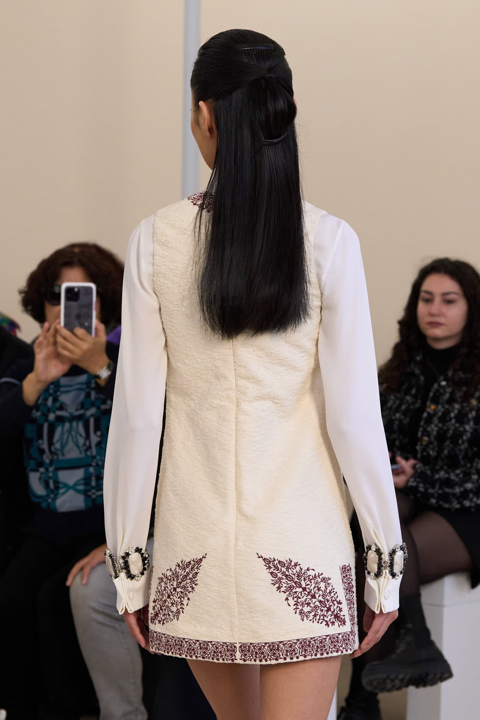 Giambattista Valli  Fall 2024 Fashion Show Details