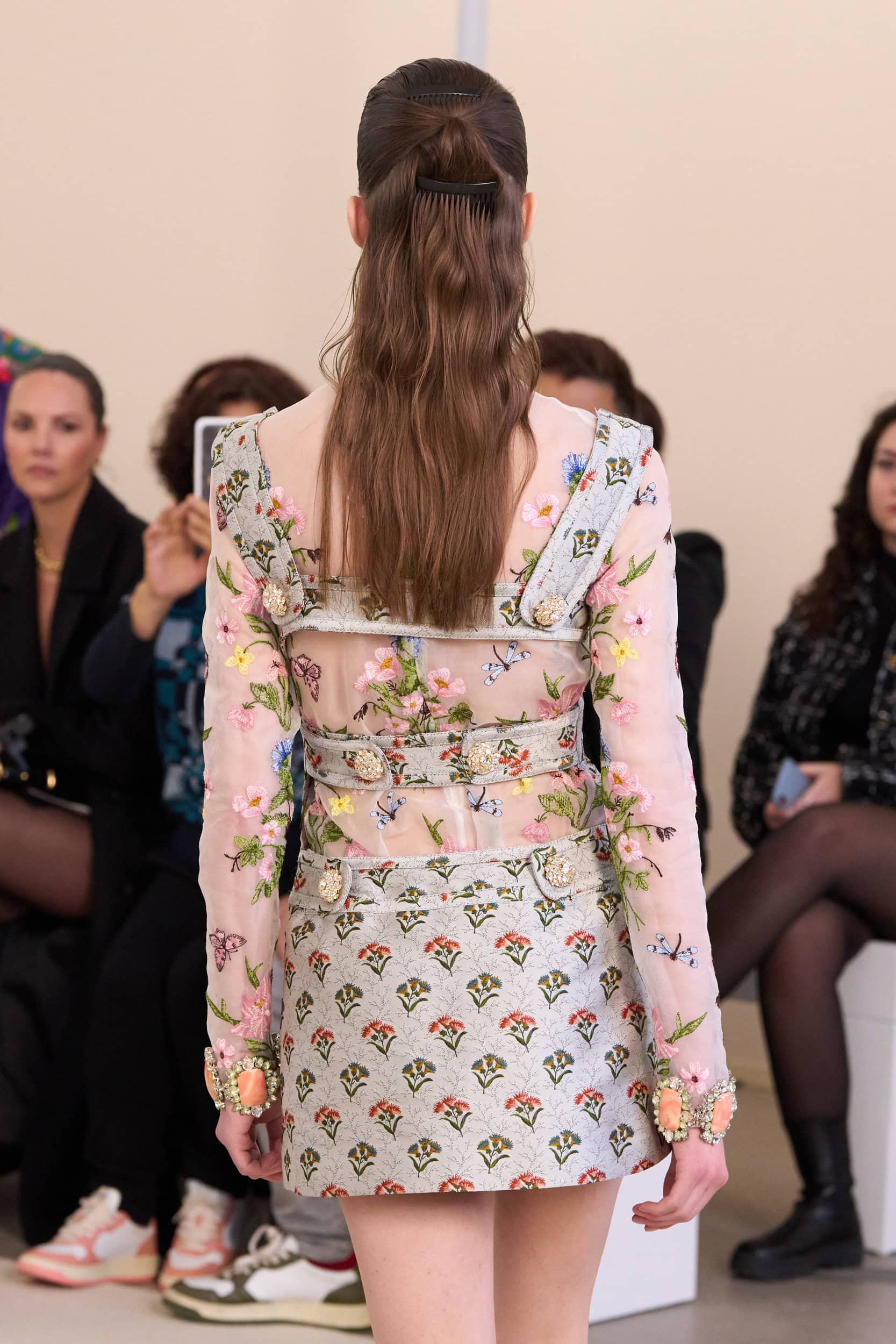 Giambattista Valli  Fall 2024 Fashion Show Details