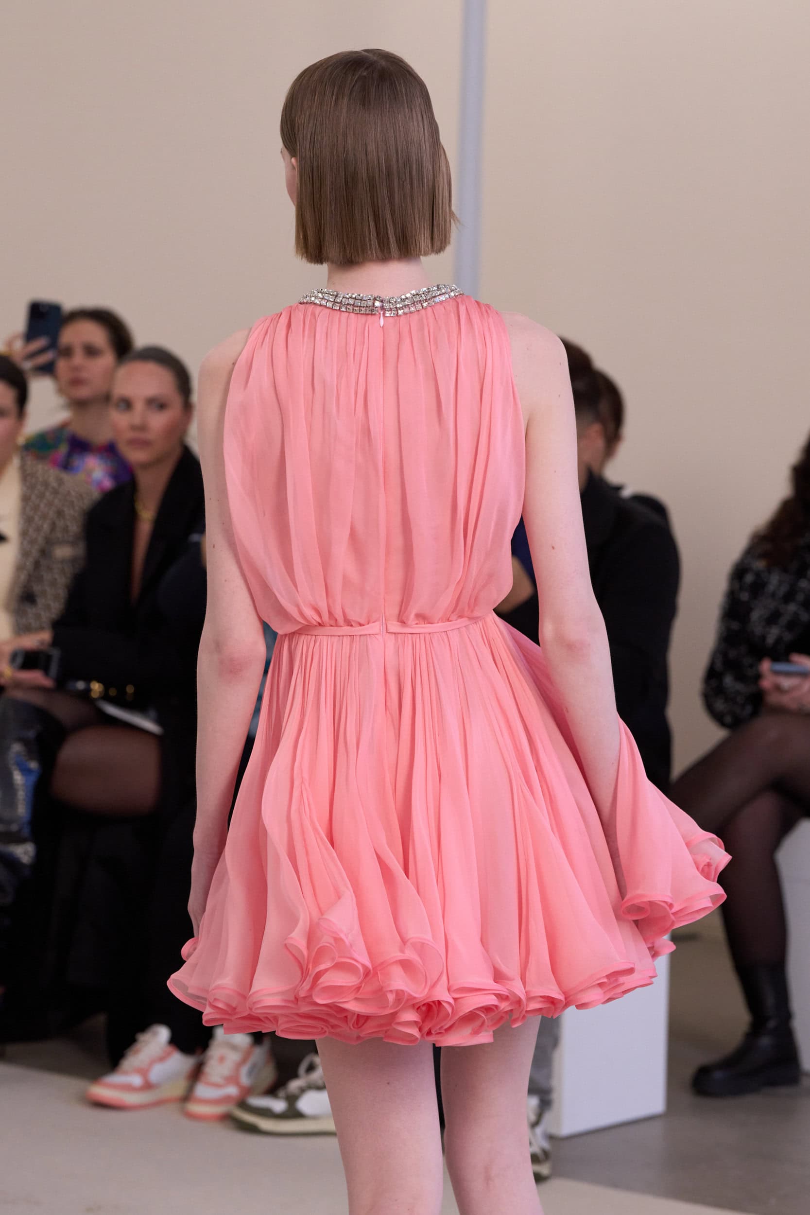 Giambattista Valli  Fall 2024 Fashion Show Details