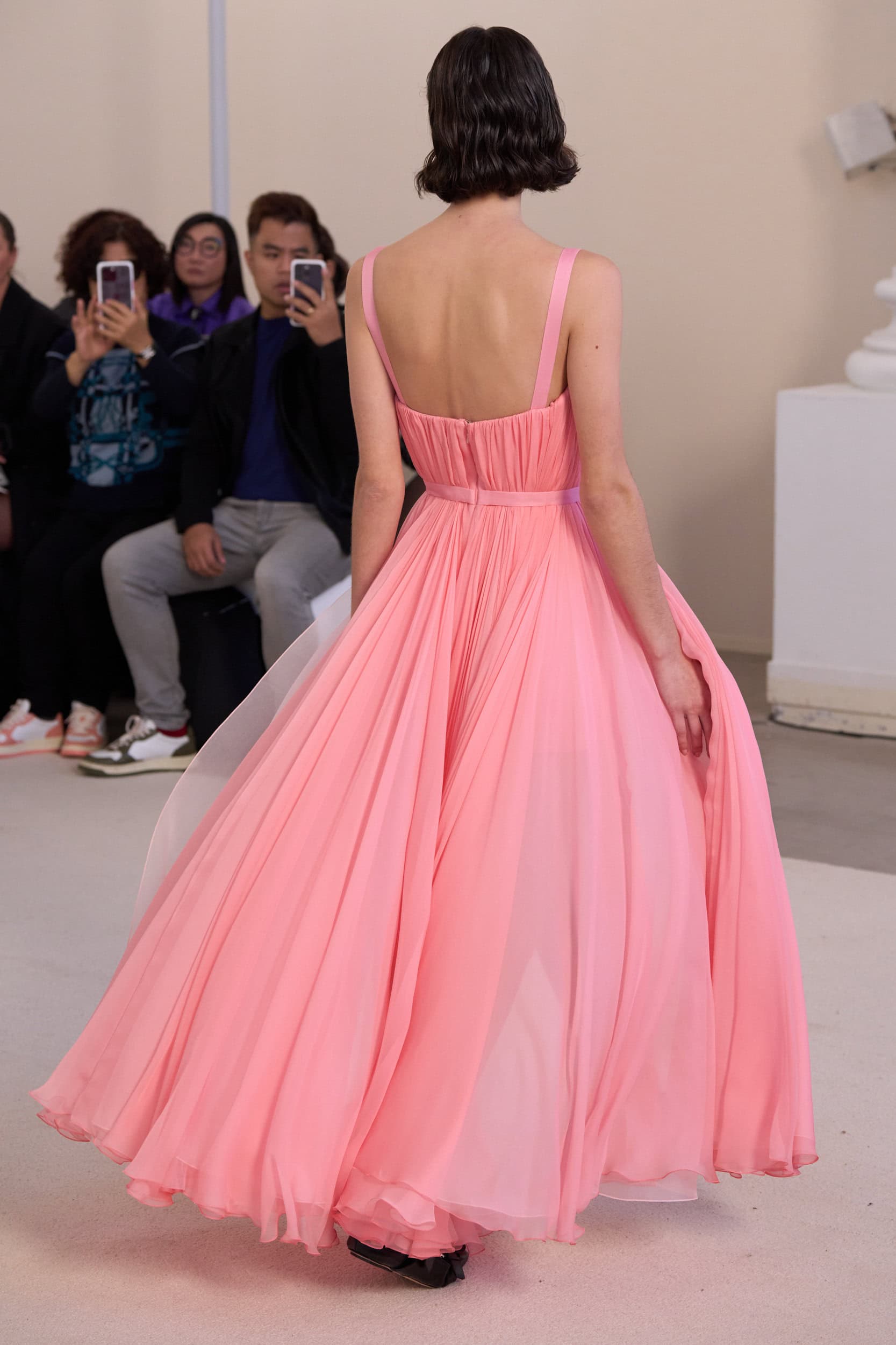 Giambattista Valli  Fall 2024 Fashion Show Details