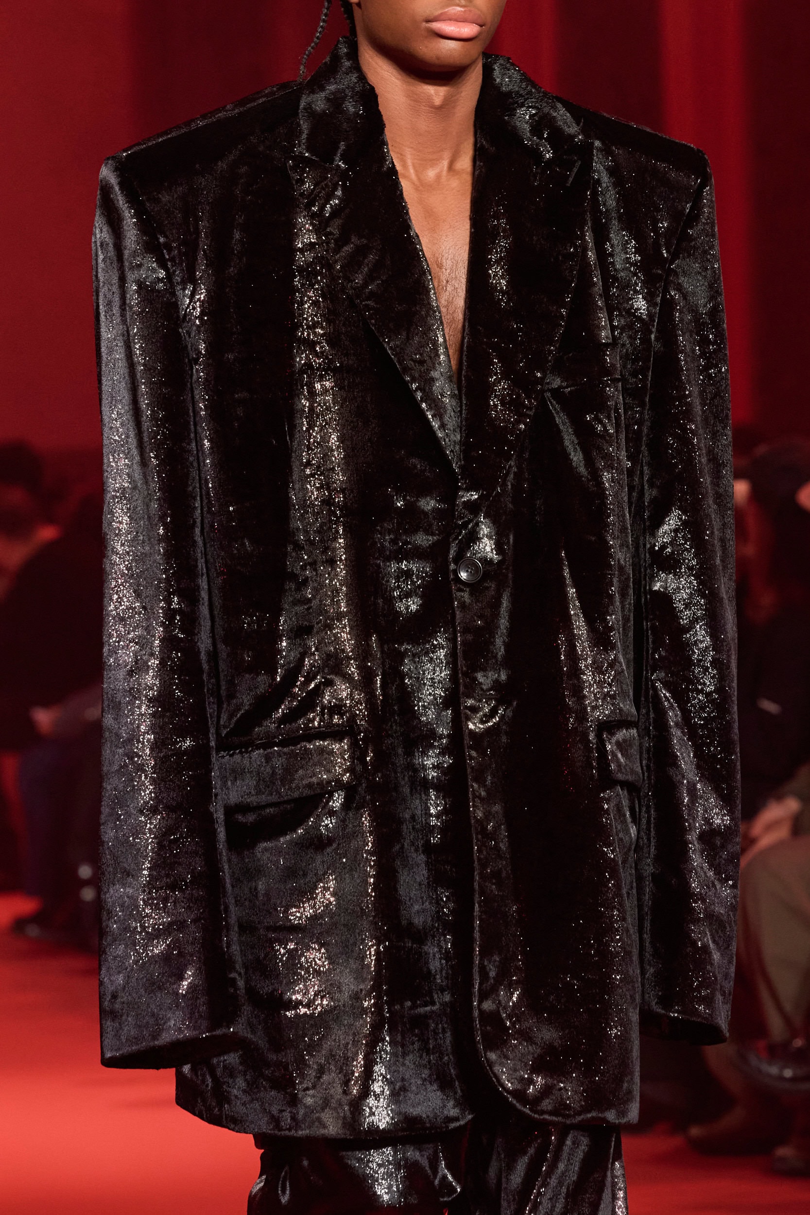 Vetements  Fall 2024 Fashion Show Details