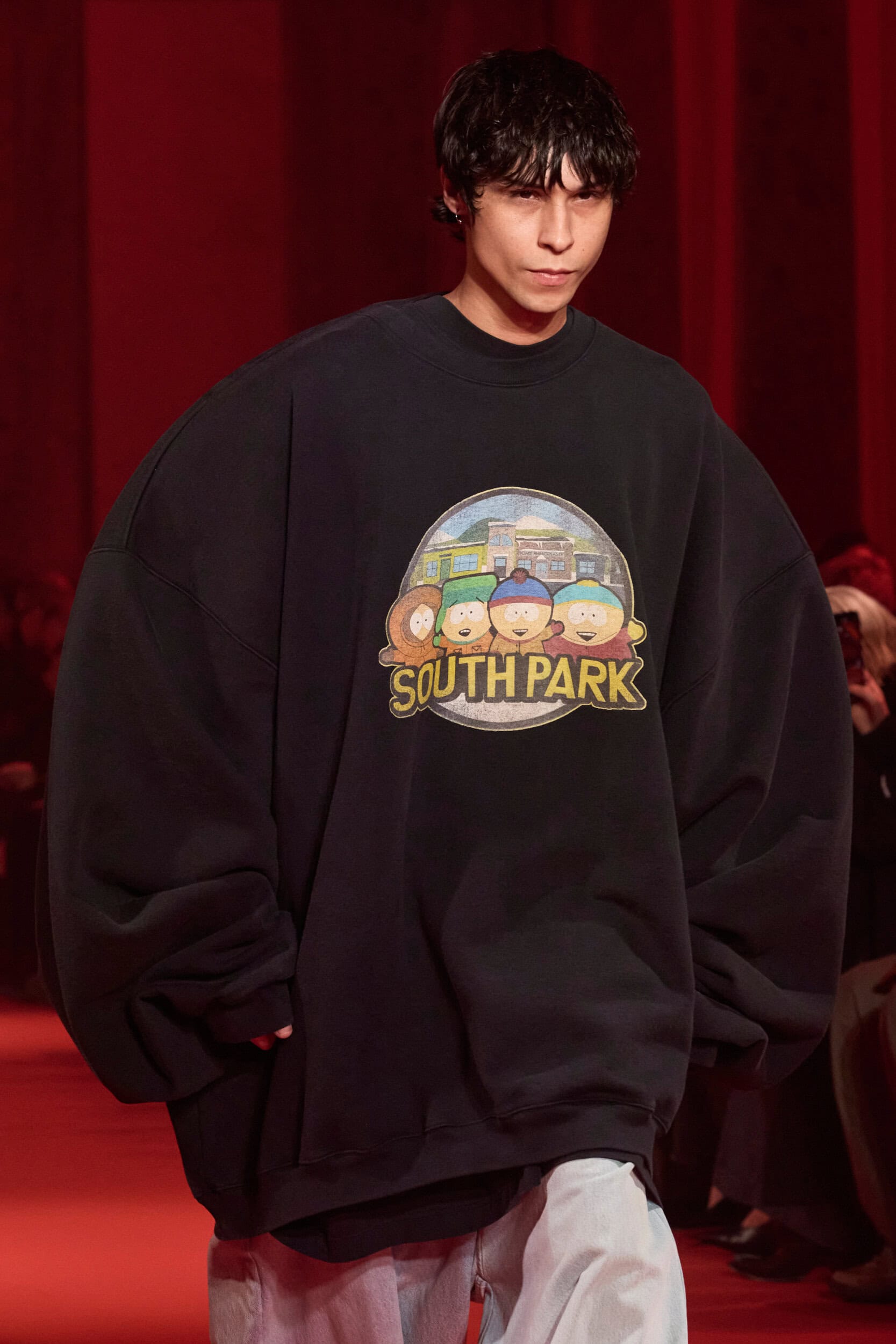 Vetements  Fall 2024 Fashion Show Details