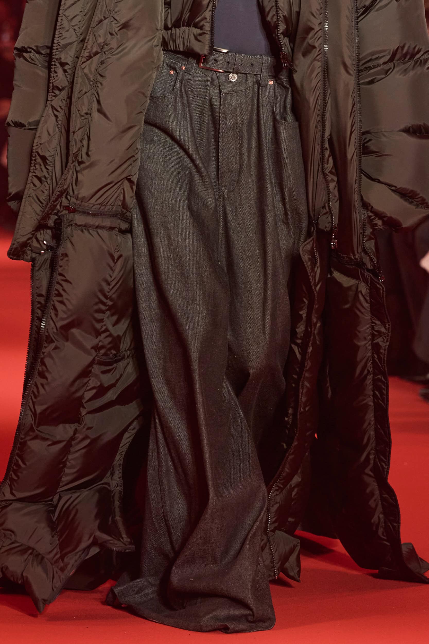 Vetements  Fall 2024 Fashion Show Details