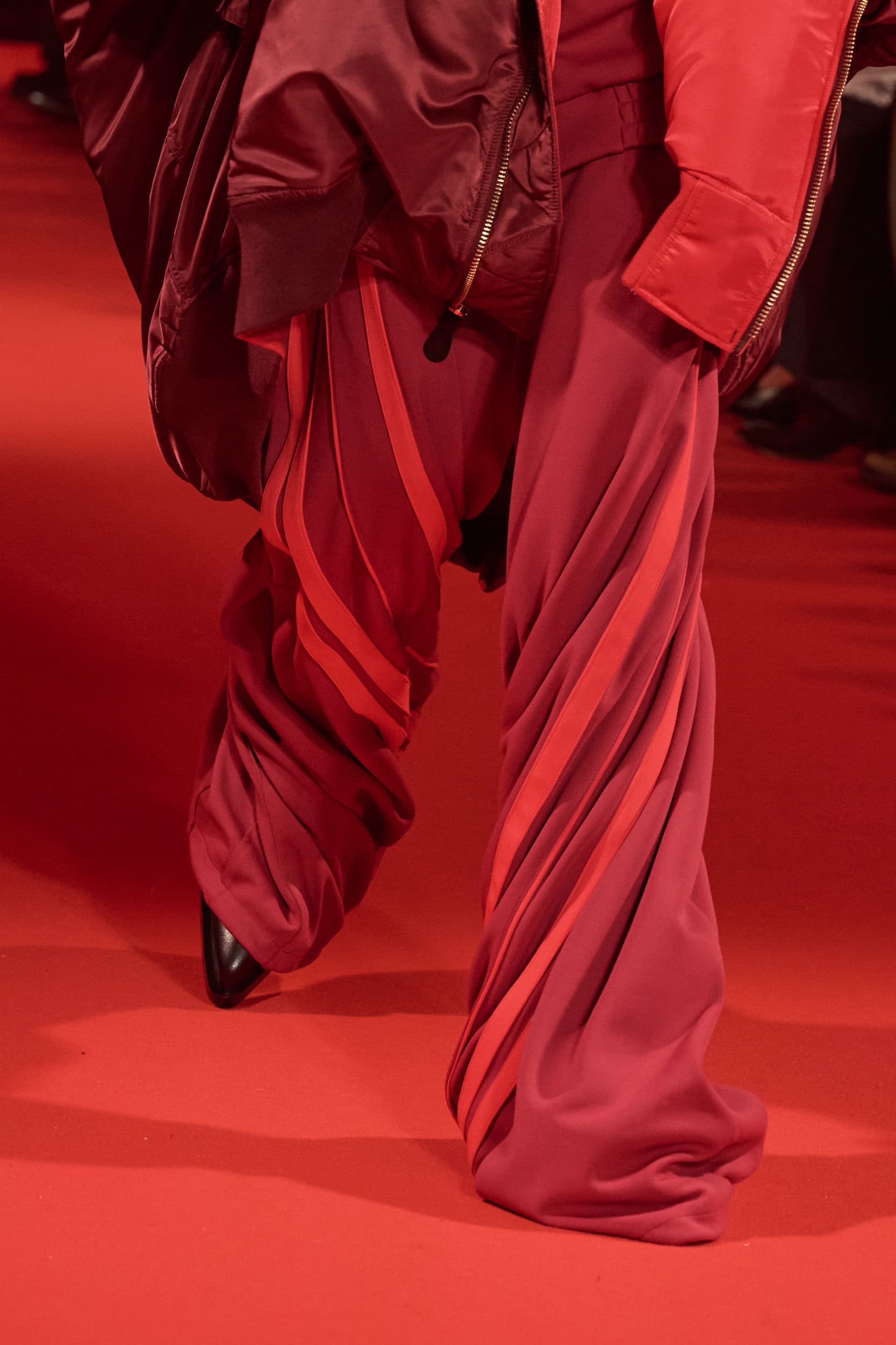 Vetements  Fall 2024 Fashion Show Details