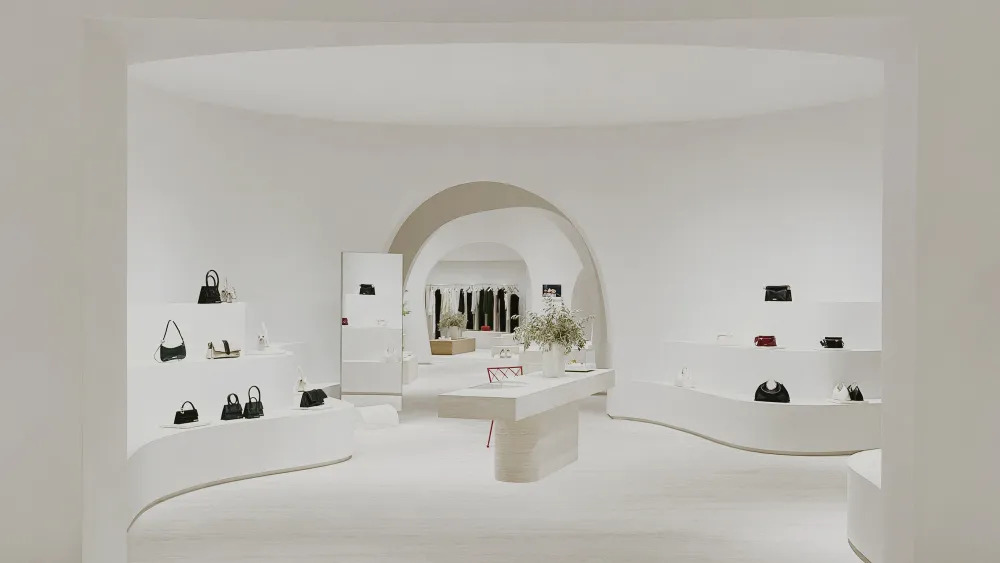 Jacquemus Expands Presence with Boutique Opening in Dubai