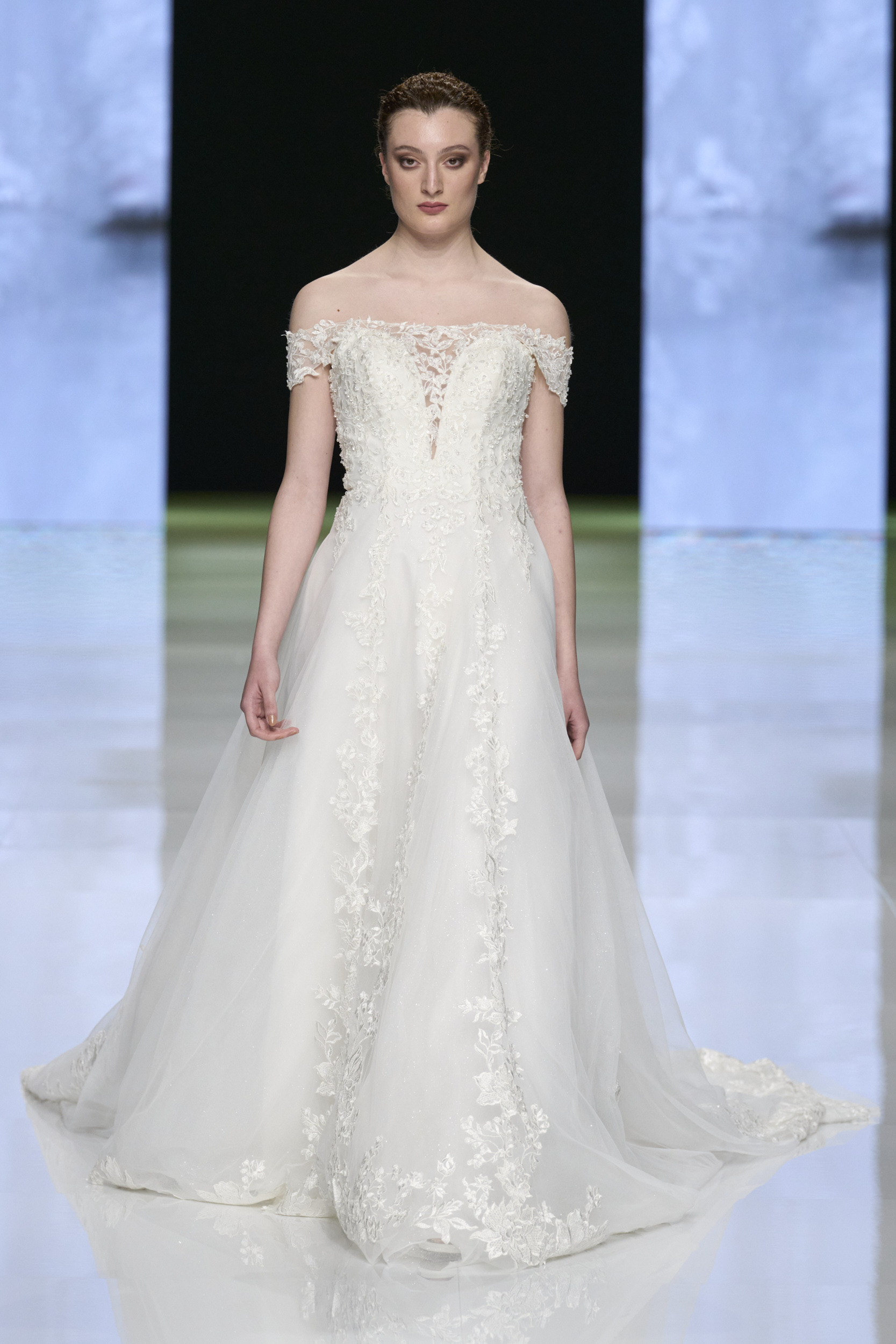 Luigi Bruno  Bridal 2025 Fashion Show 