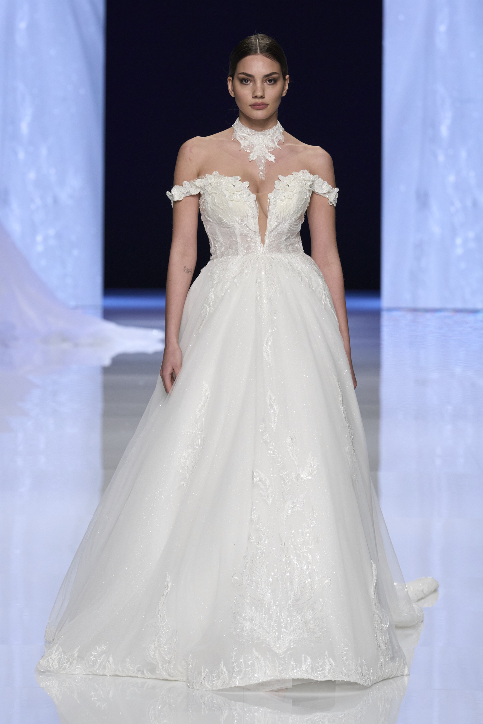 Luigi Bruno  Bridal 2025 Fashion Show 