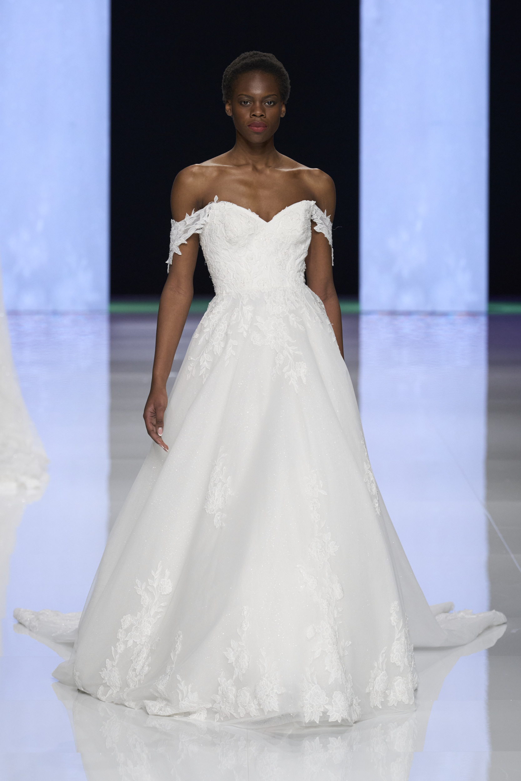 Luigi Bruno  Bridal 2025 Fashion Show 