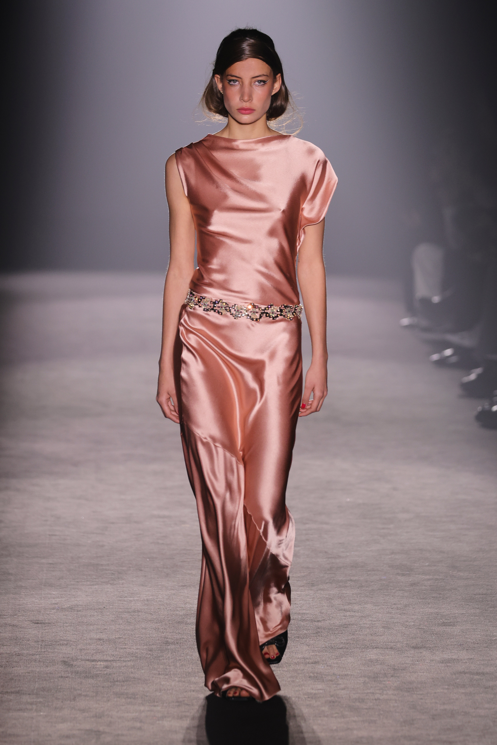 Menchen Tomas  Fall 2024 Fashion Show 