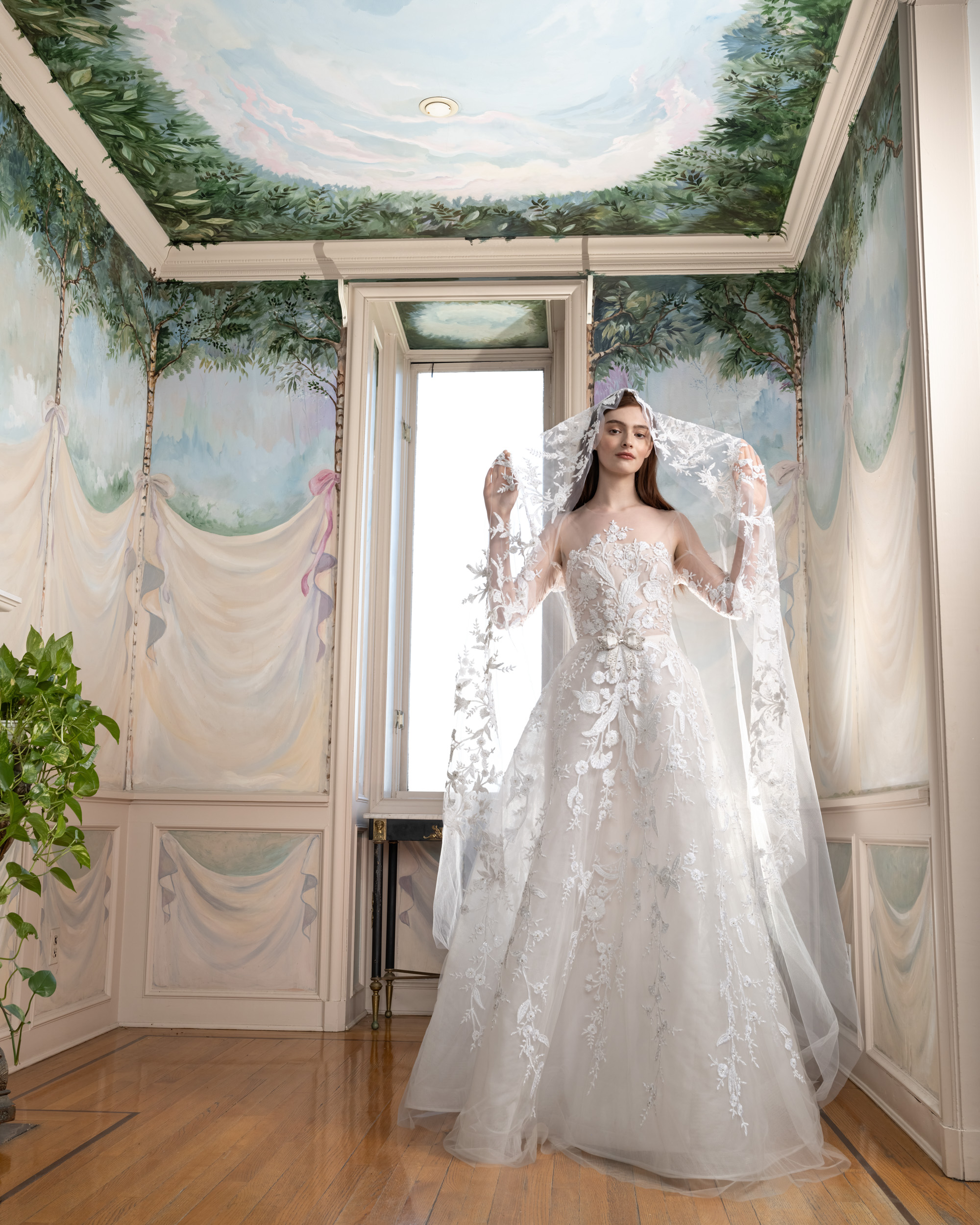 Reem Acra  Bridal 2025 Fashion Show 