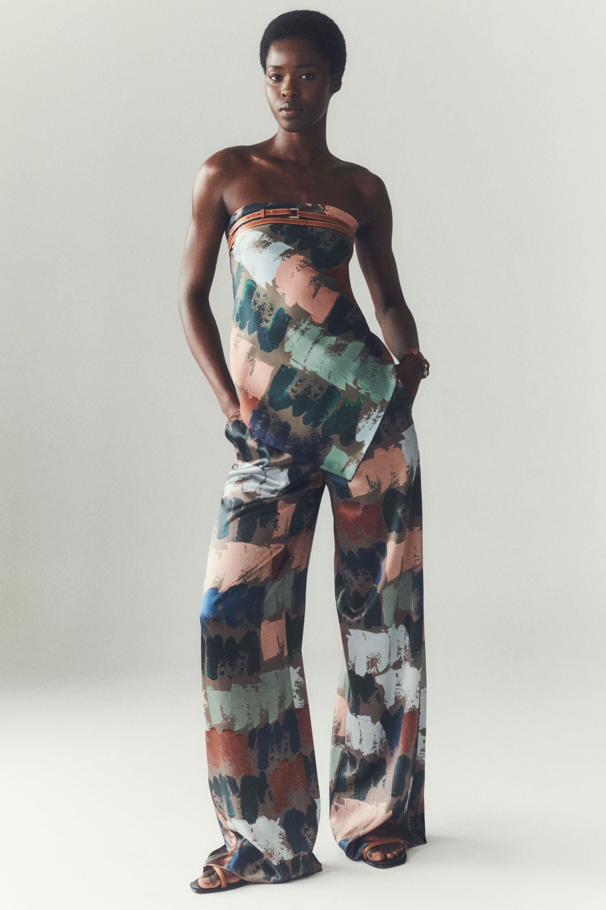 Lafayette 148 Resort 2025 Fashion Show | The Impression