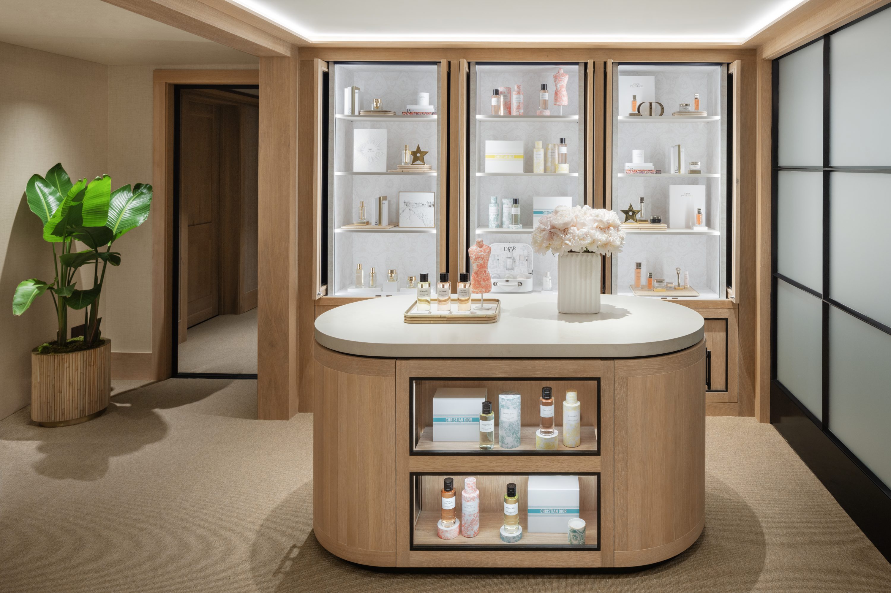 Dior Opens Dioriviera and Spa Residency at The Little Nell in Aspen