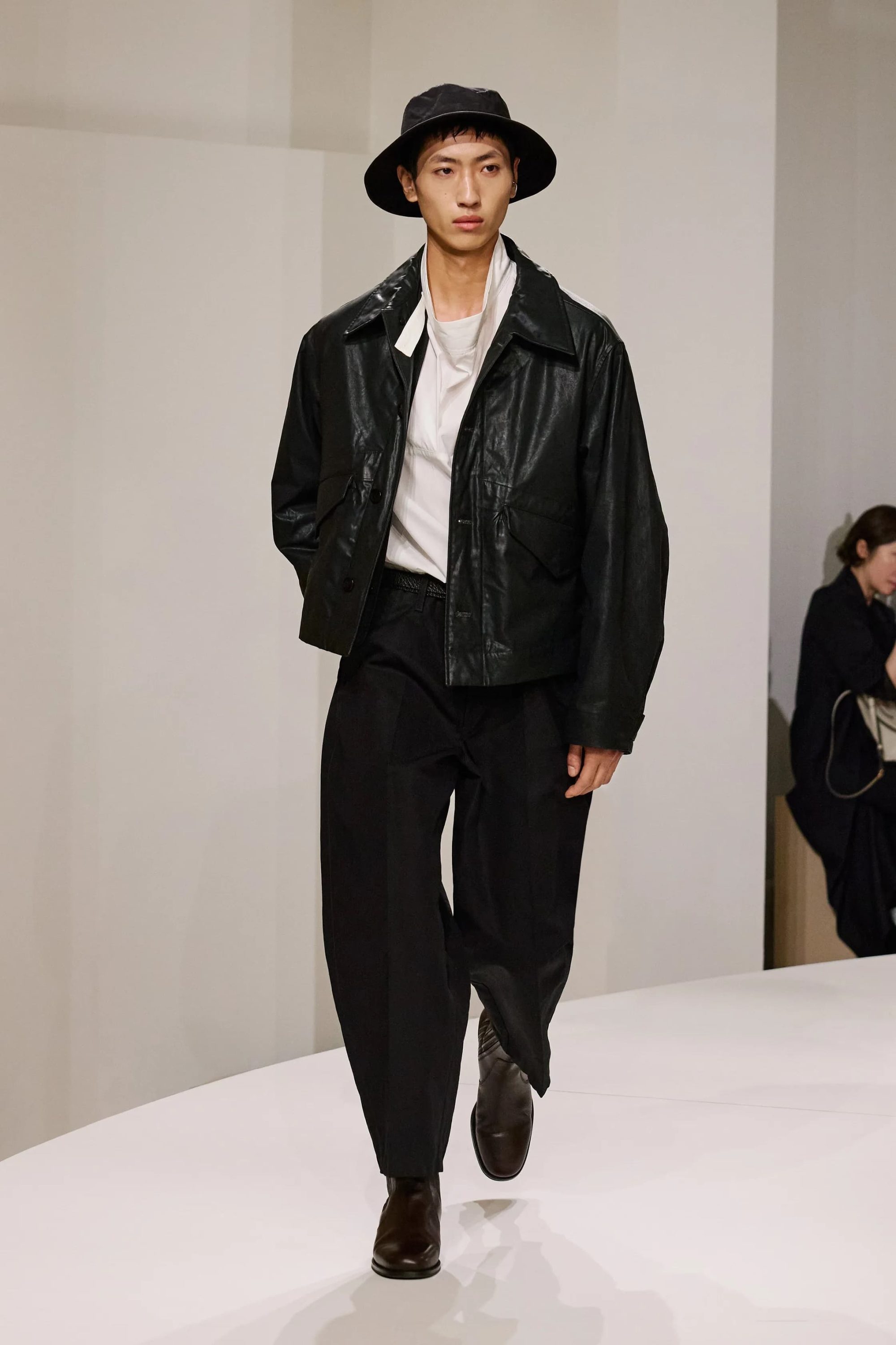 Lemaire Spring 2025 Men's Fashion Show | The Impression