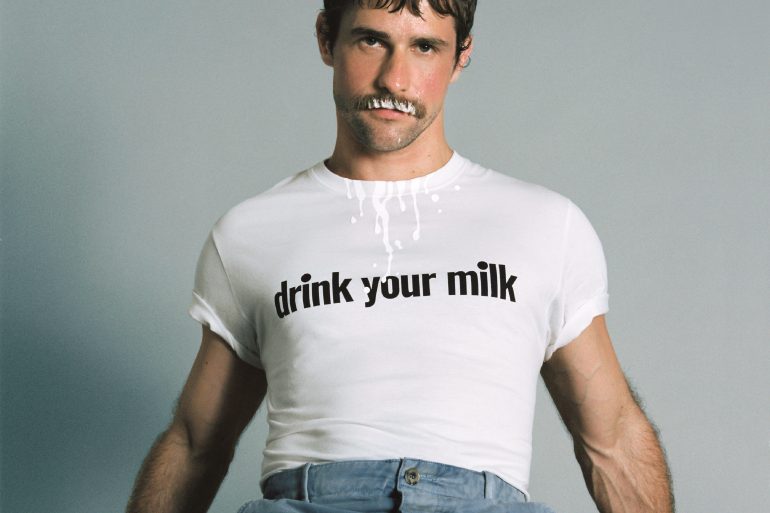 Loewe and Jonathan Bailey Launch T-Shirt for New LGBTQ+ Foundation