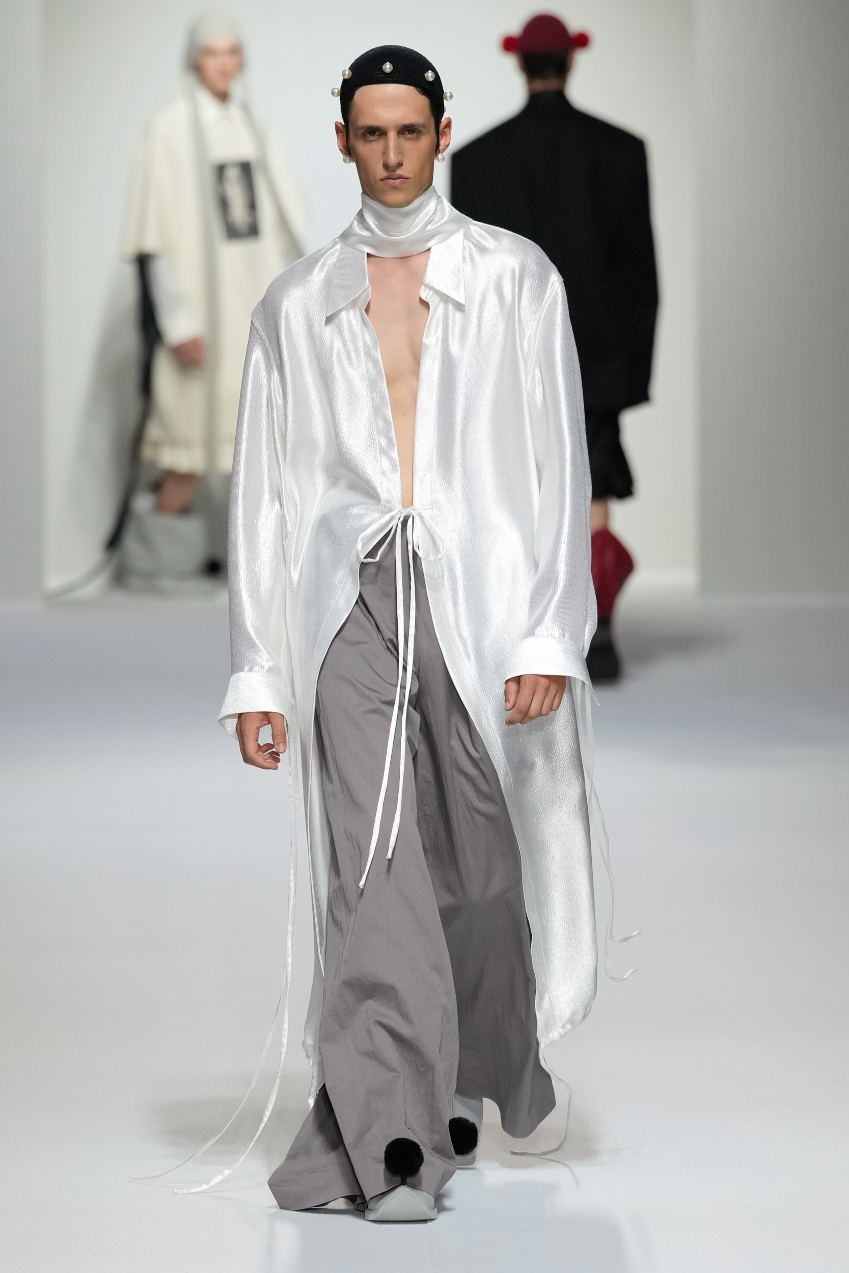 Sean Suen  Spring 2025 Men's Fashion Show