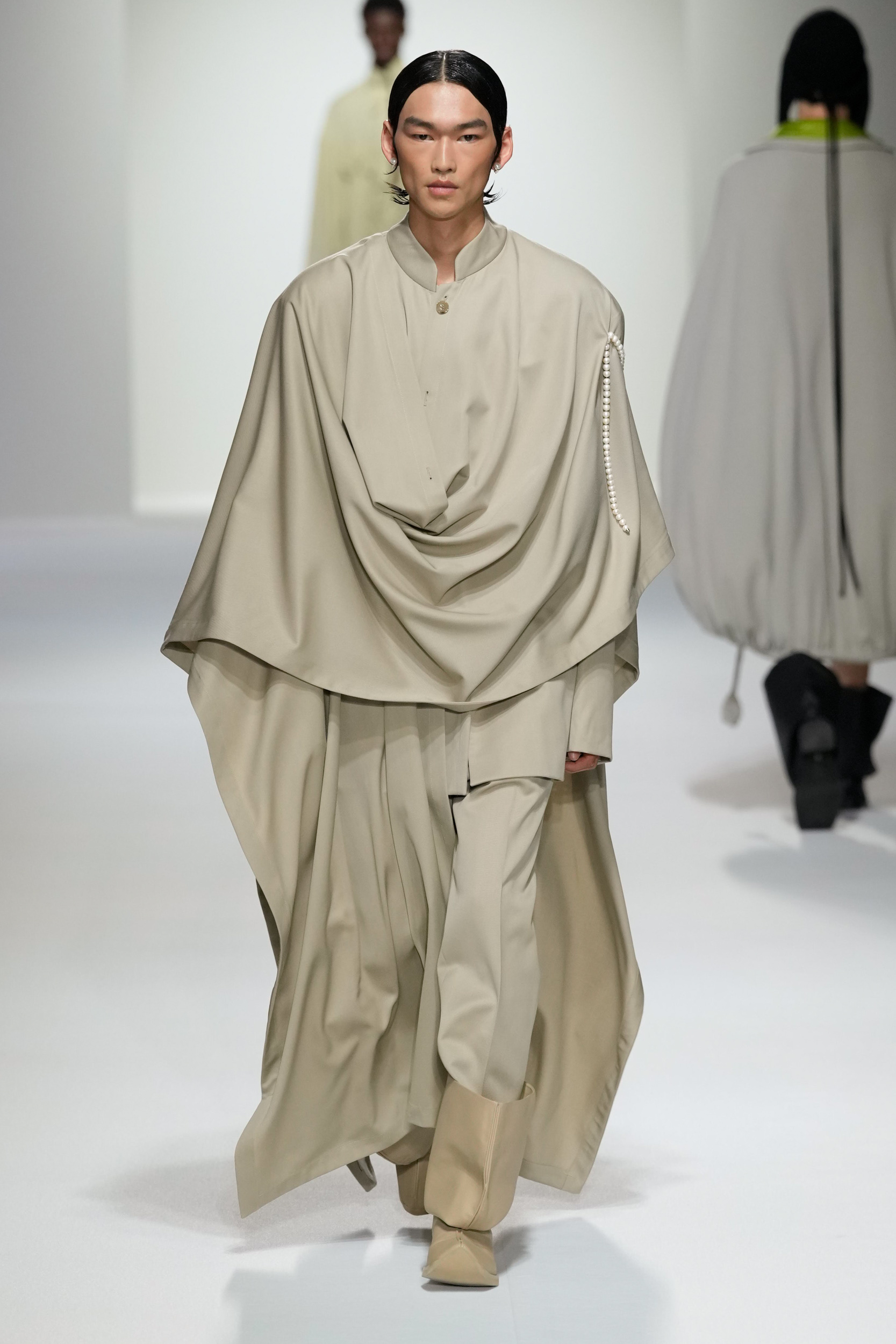 Sean Suen  Spring 2025 Men's Fashion Show