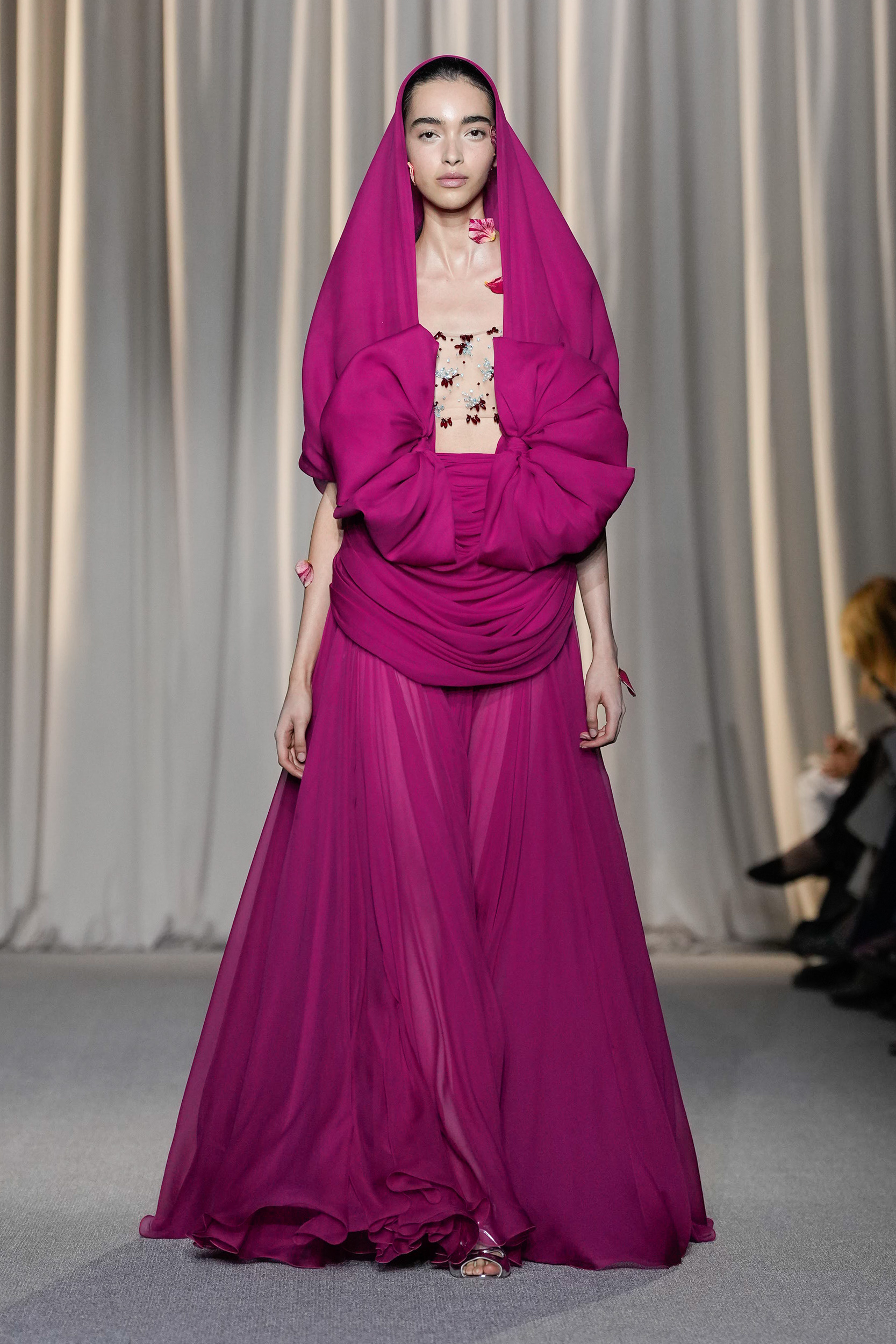 Giambattista Valli Fall 2024 Couture Fashion Show