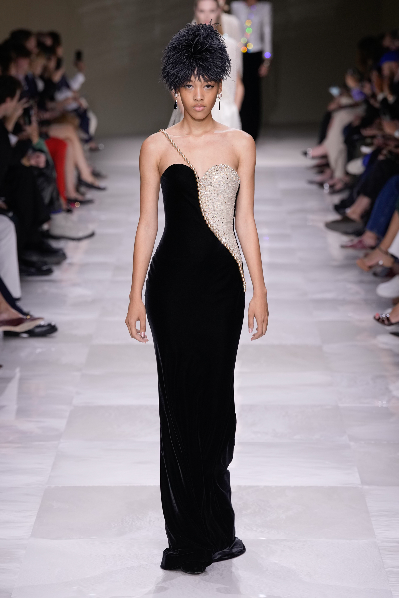 Giorgio Armani Prive Fall 2024 Couture Fashion Show