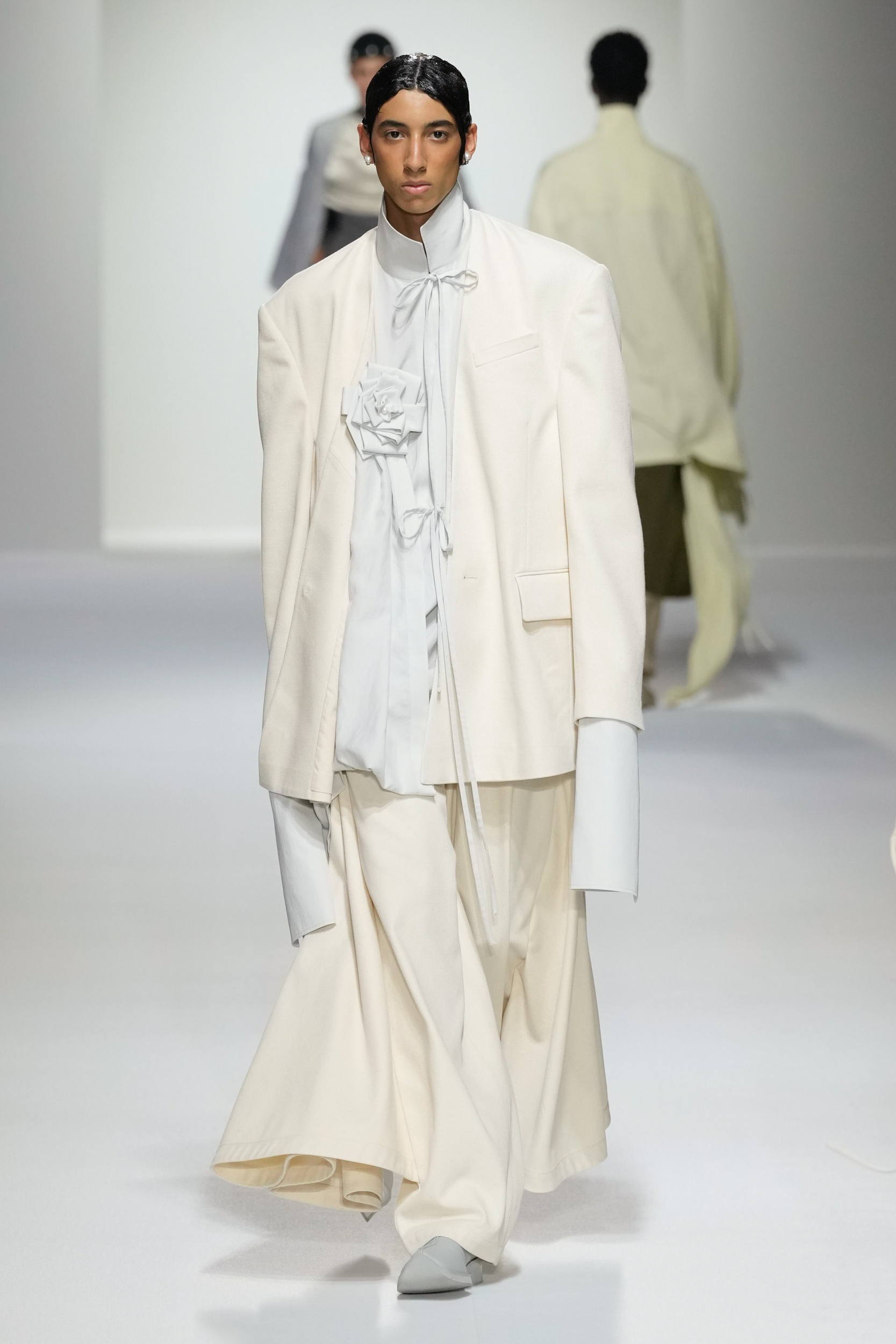 Sean Suen  Spring 2025 Men's Fashion Show