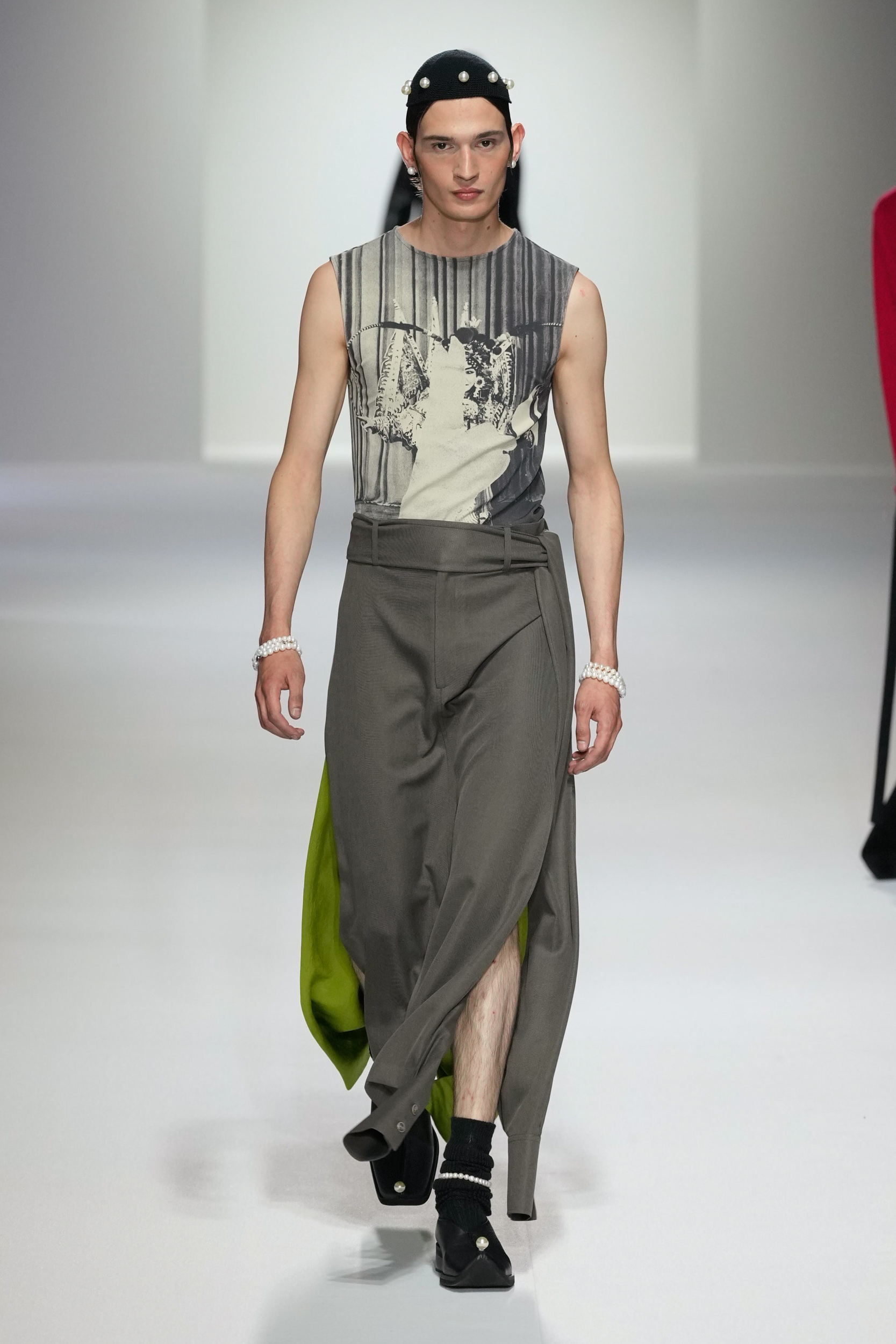 Sean Suen  Spring 2025 Men's Fashion Show