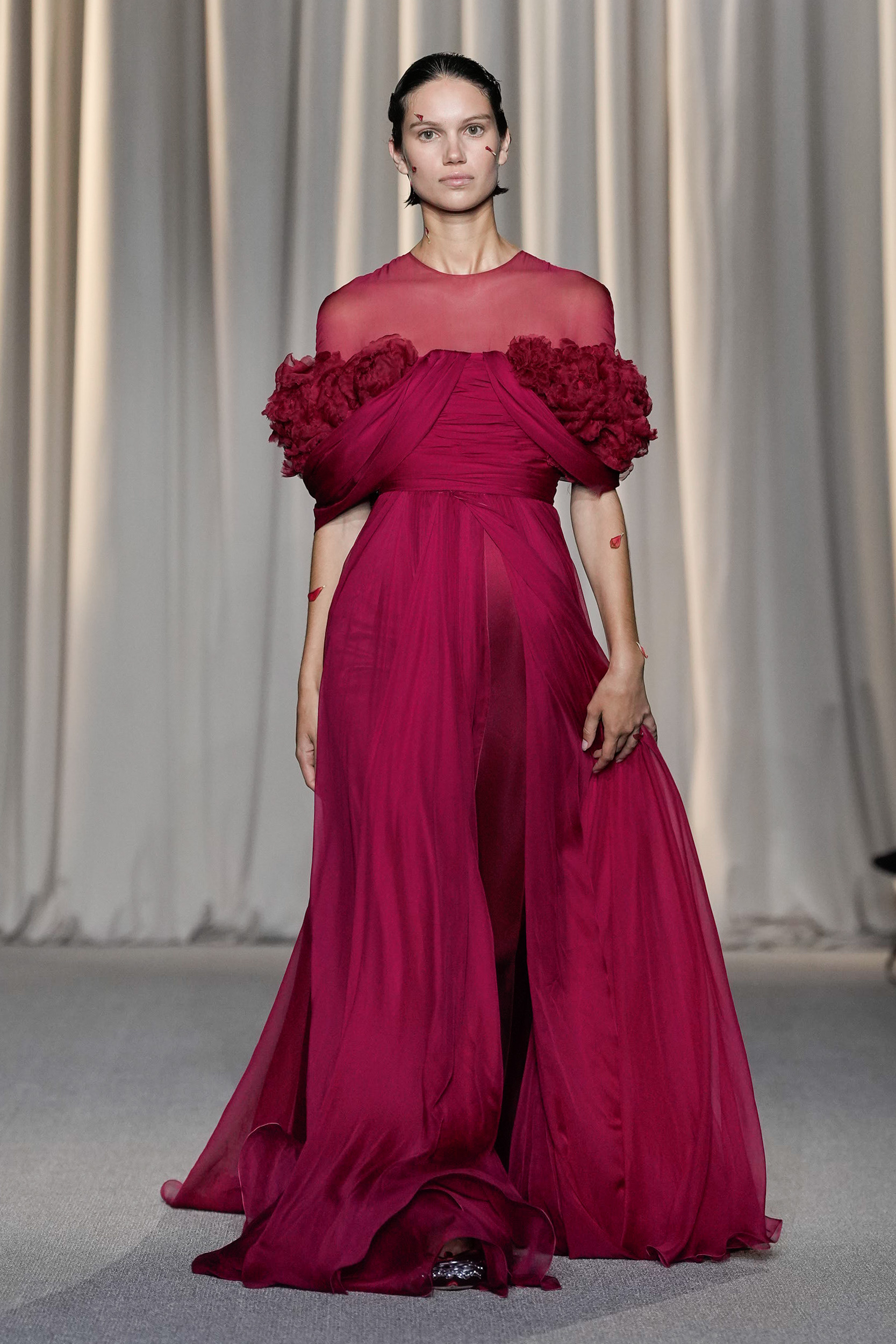 Giambattista Valli Fall 2024 Couture Fashion Show