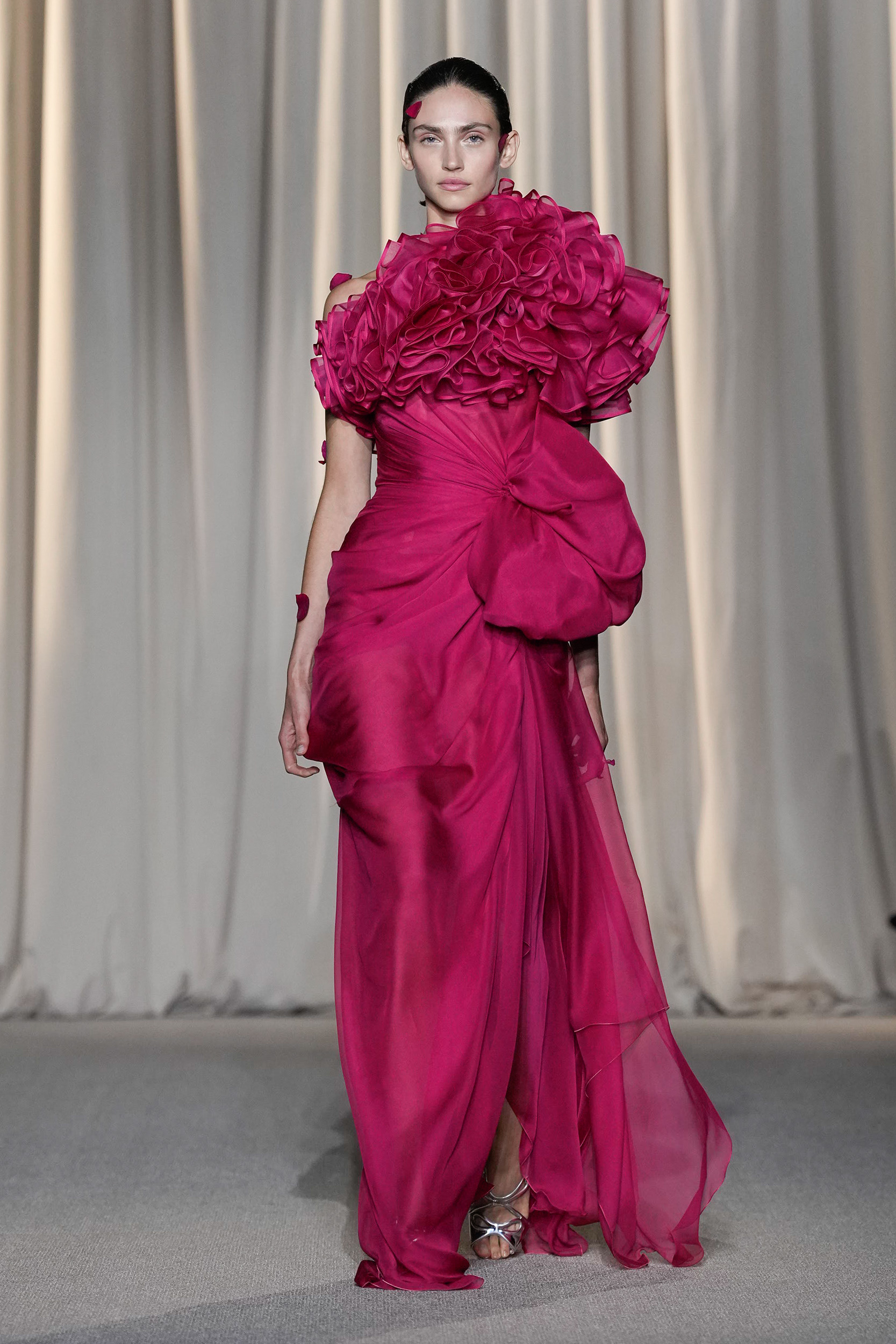 Giambattista Valli Fall 2024 Couture Fashion Show