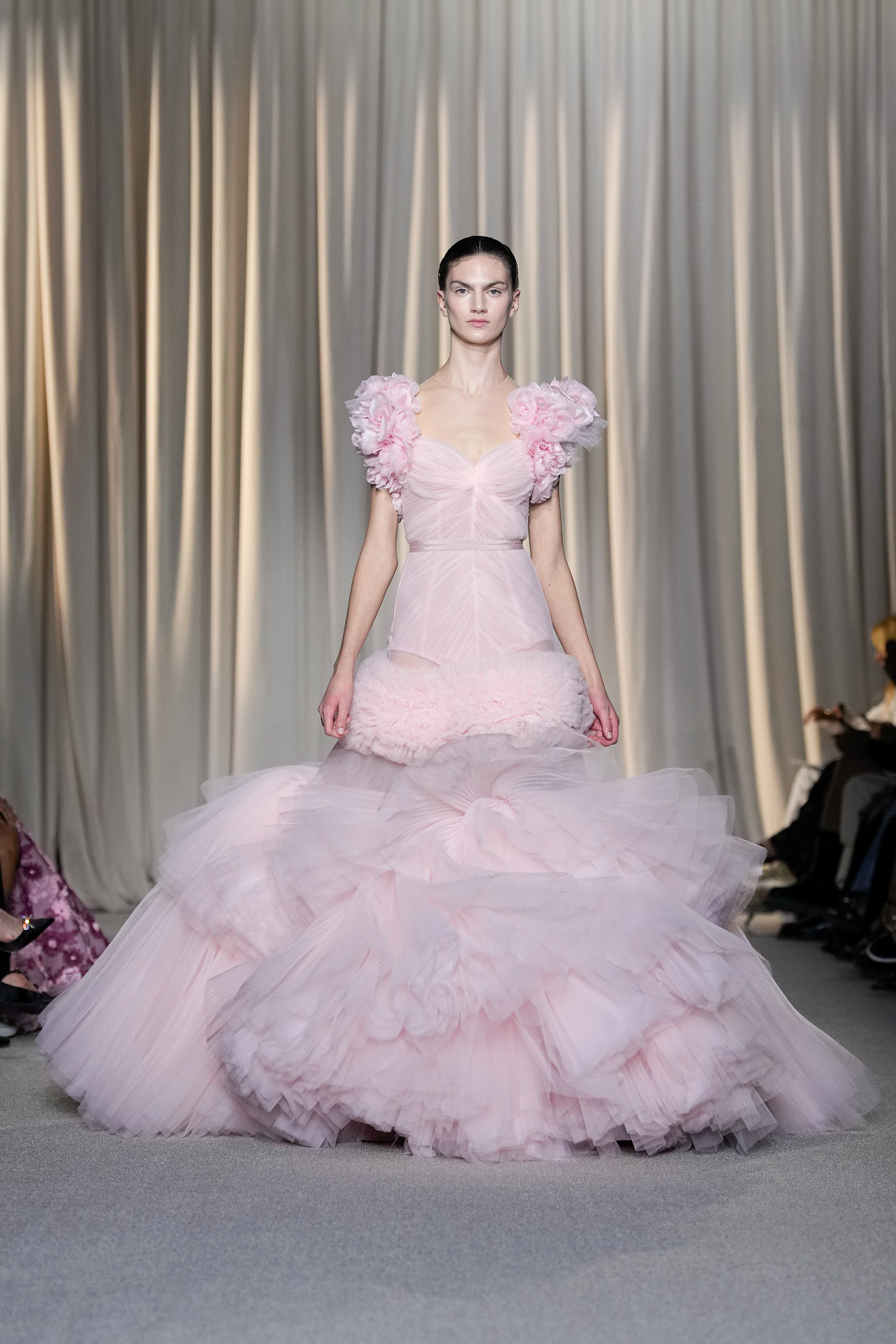 Giambattista Valli Fall 2024 Couture Fashion Show