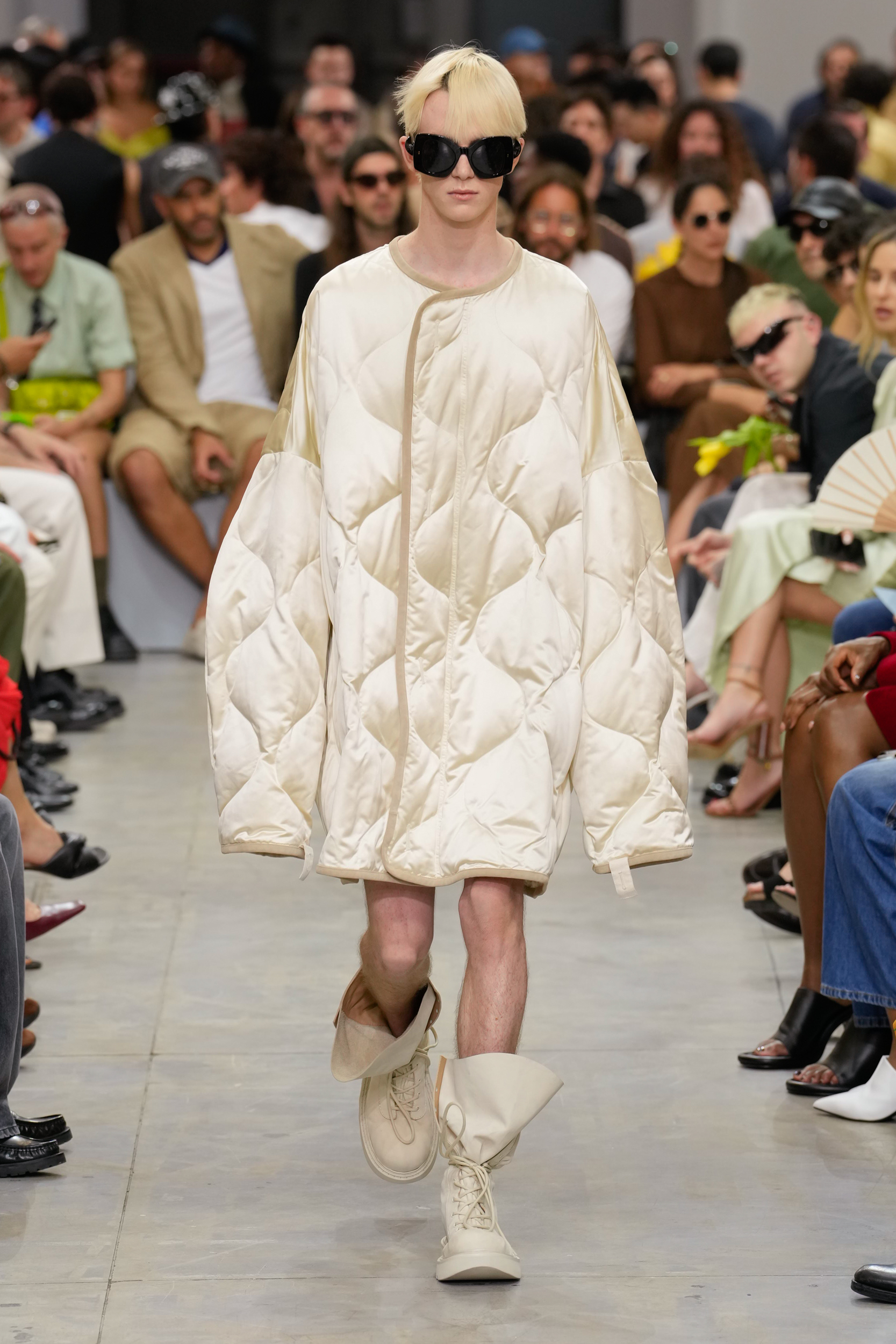 Jw Anderson  Spring 2025 Men's Fashion Show