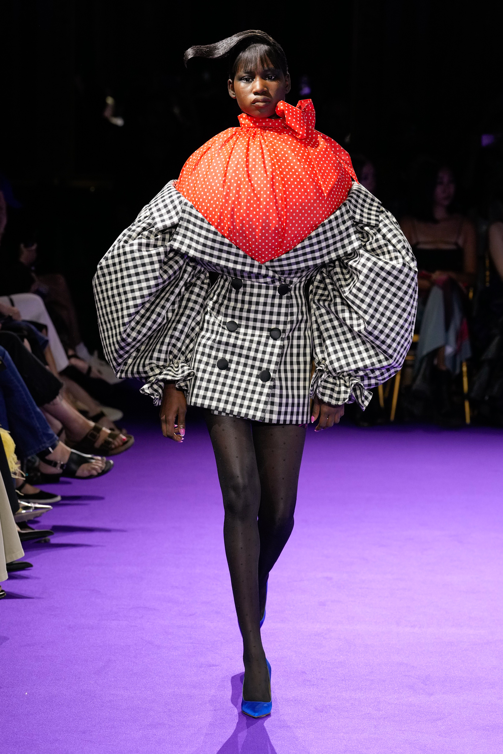 Viktor & Rolf Fall 2024 Couture Fashion Show